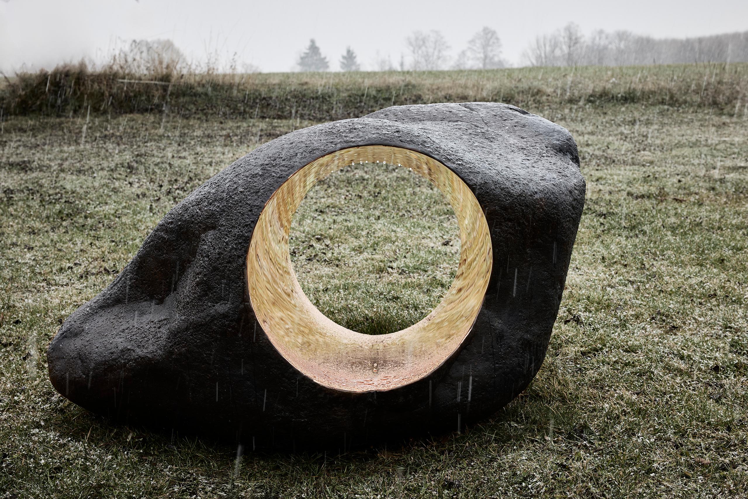 Boulder #3 – The Tunnel by Tom Price - Rock-like bronze sculpture, smooth For Sale 6