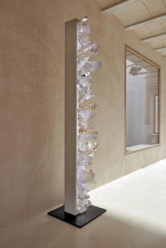 Breach von Tom Price - Großformatige Skulptur, Mischtechnik, vertikal