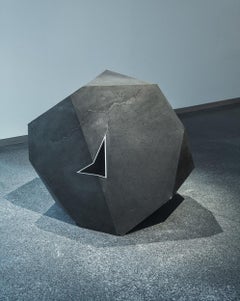 Carbon Void Aluminio de Tom Price - Escultura geométrica abstracta, experimental