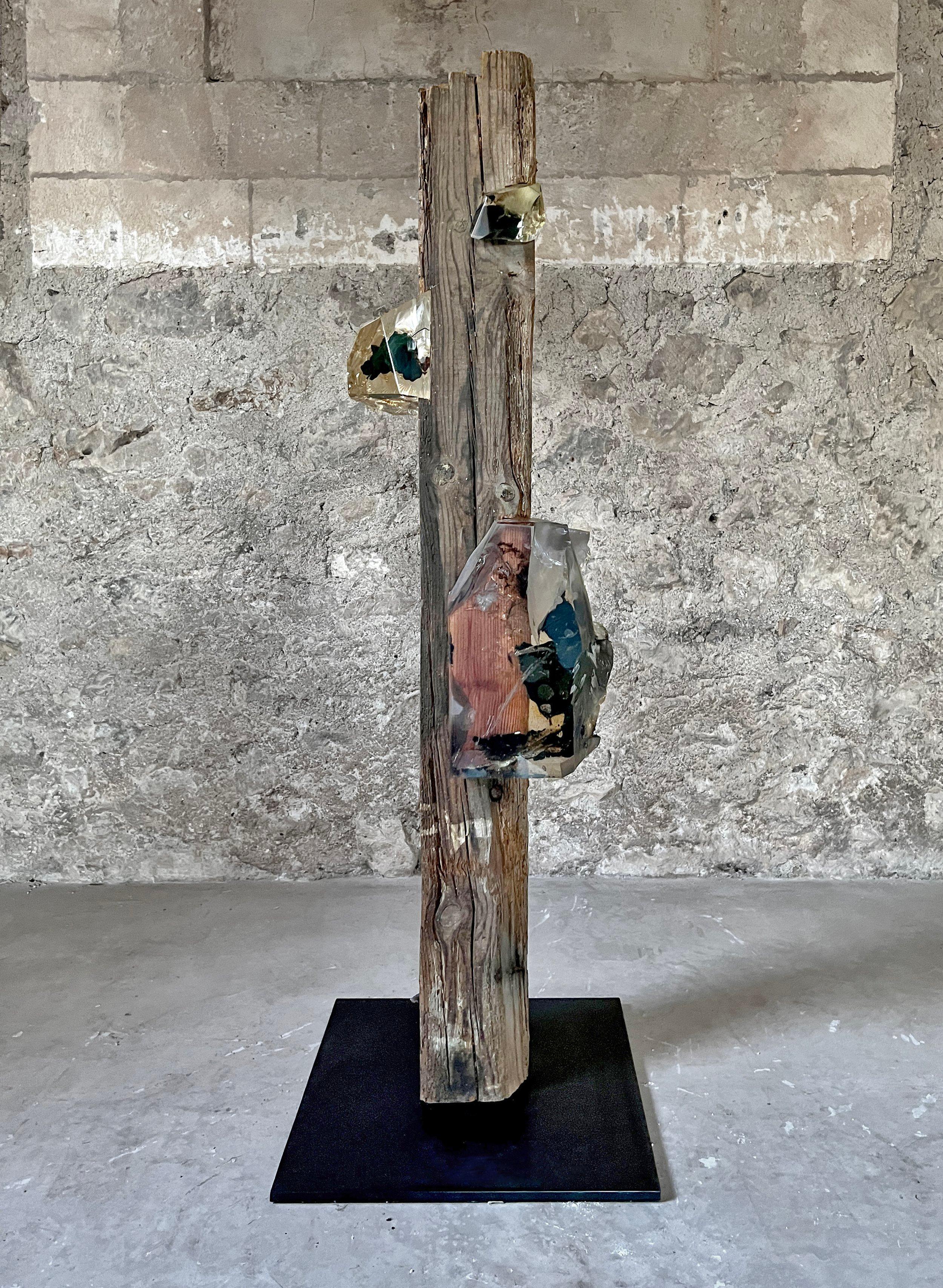 Viga 1, 2, 3 & 4 by Tom Price - Abstract sculpture, wood, steel, resin, column For Sale 2