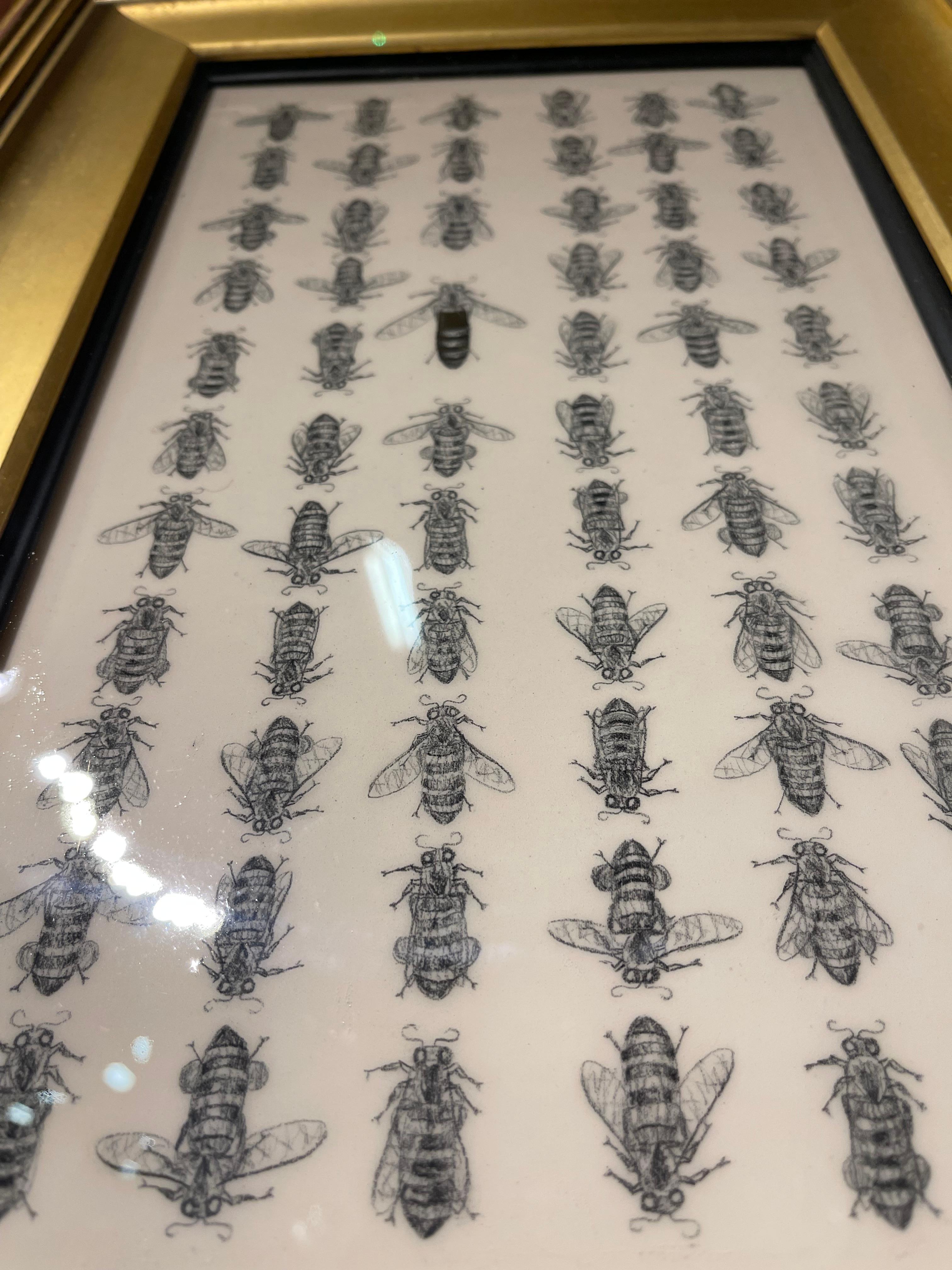 Bee columns, in a water-gilded frame, circa 1870 For Sale 1