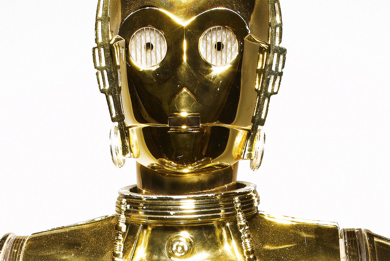 Krieg der Sterne  C-3PO  Stilllebenfotografie des ursprünglichen ikonischen (Zeitgenössisch), Photograph, von Tom Schierlitz
