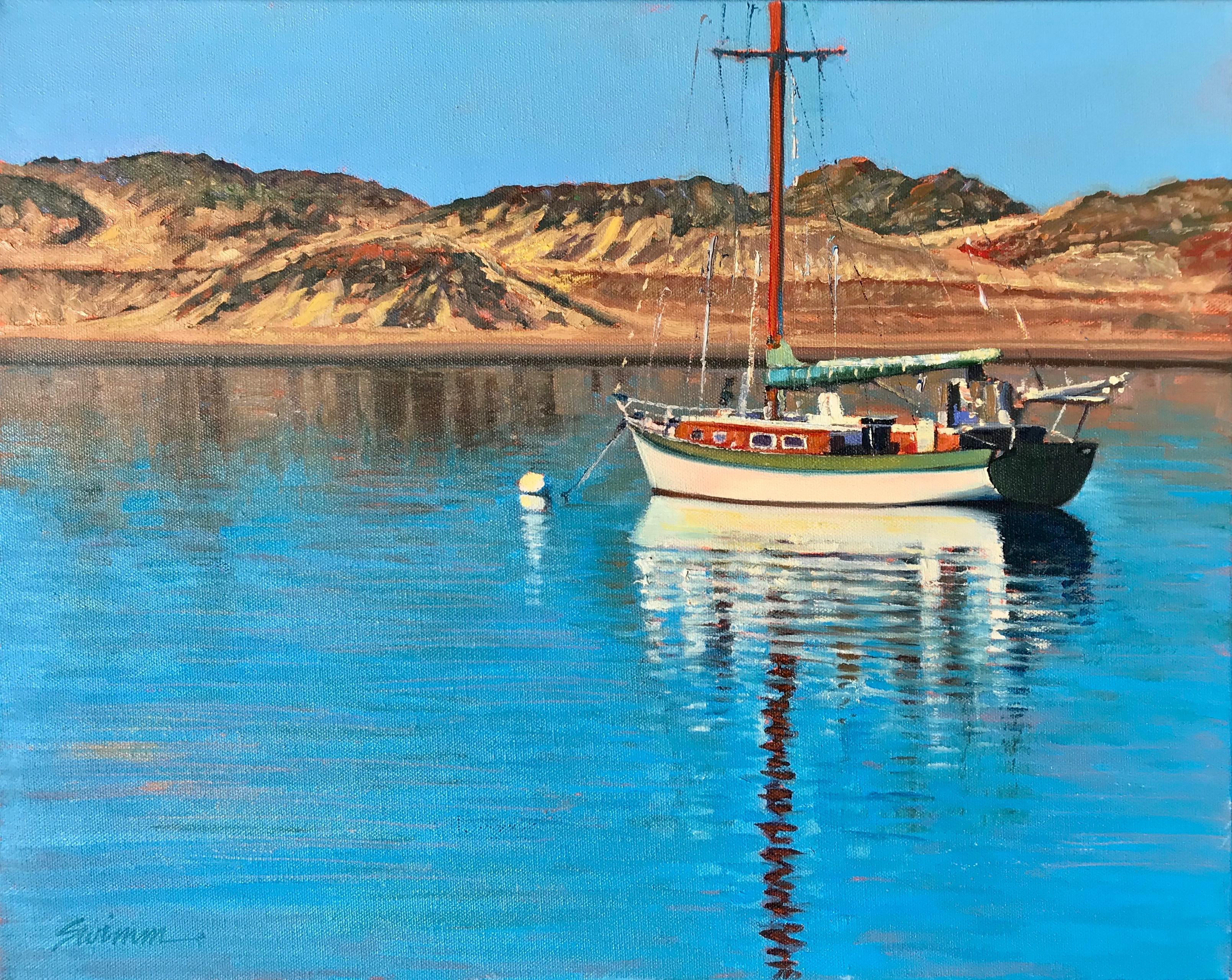 Landscape Painting Tom Swimm -  « Morro Bay Reflections » - Voilier dans un port avec des reflets d'eau ondulantes