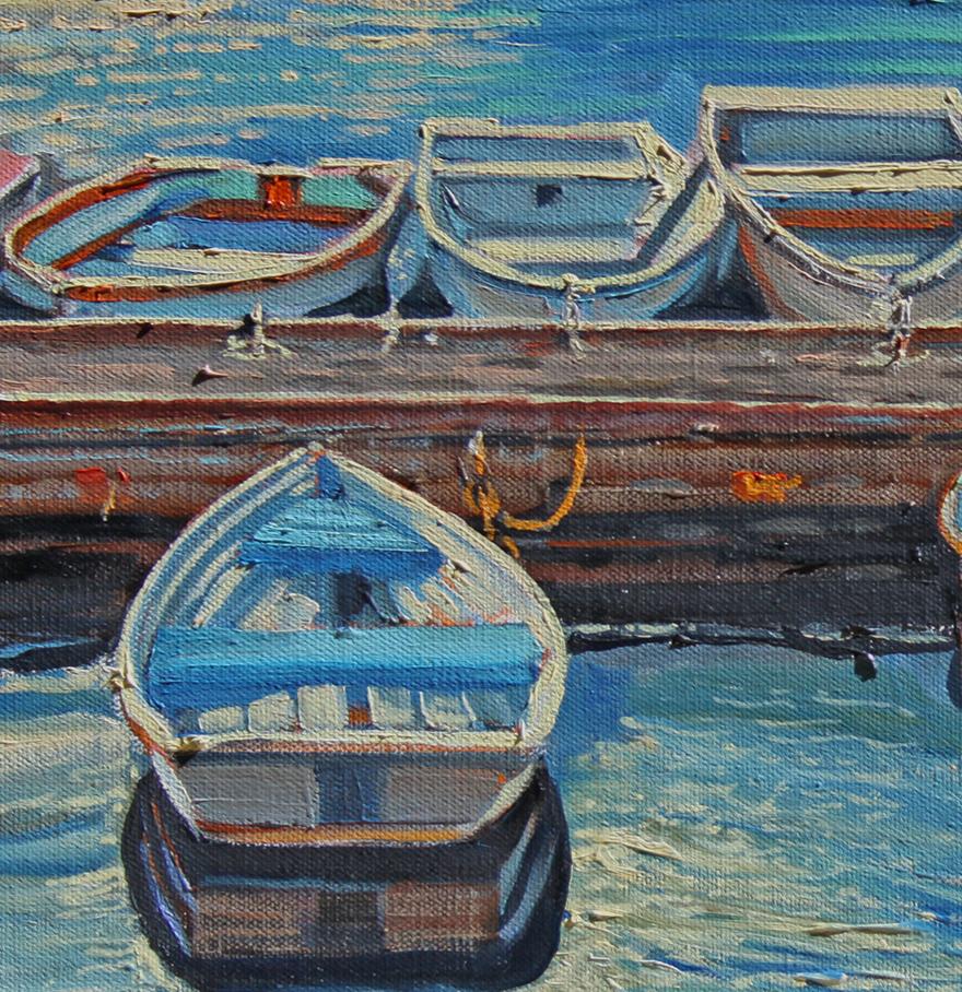  „Perkins Cove“ Holzboote, getäfelt mit leuchtenden Wasserreflektoren (Amerikanischer Realismus), Painting, von Tom Swimm