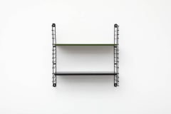 Estantería industrial de metal esmaltado verde y negro Tomado, años 60