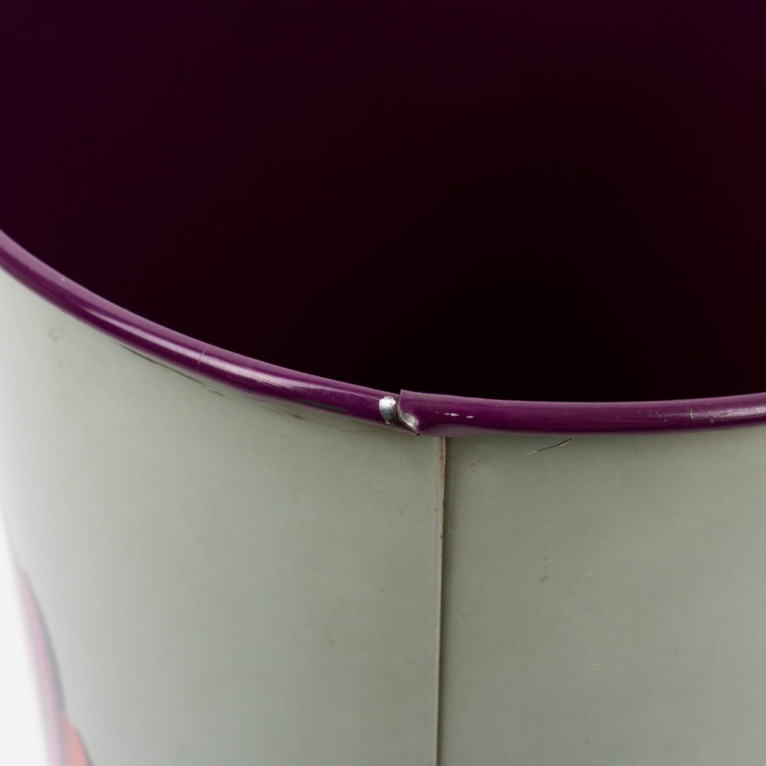 Tomado Modernist Desk Office Papierkorb, um 1960 im Angebot 5