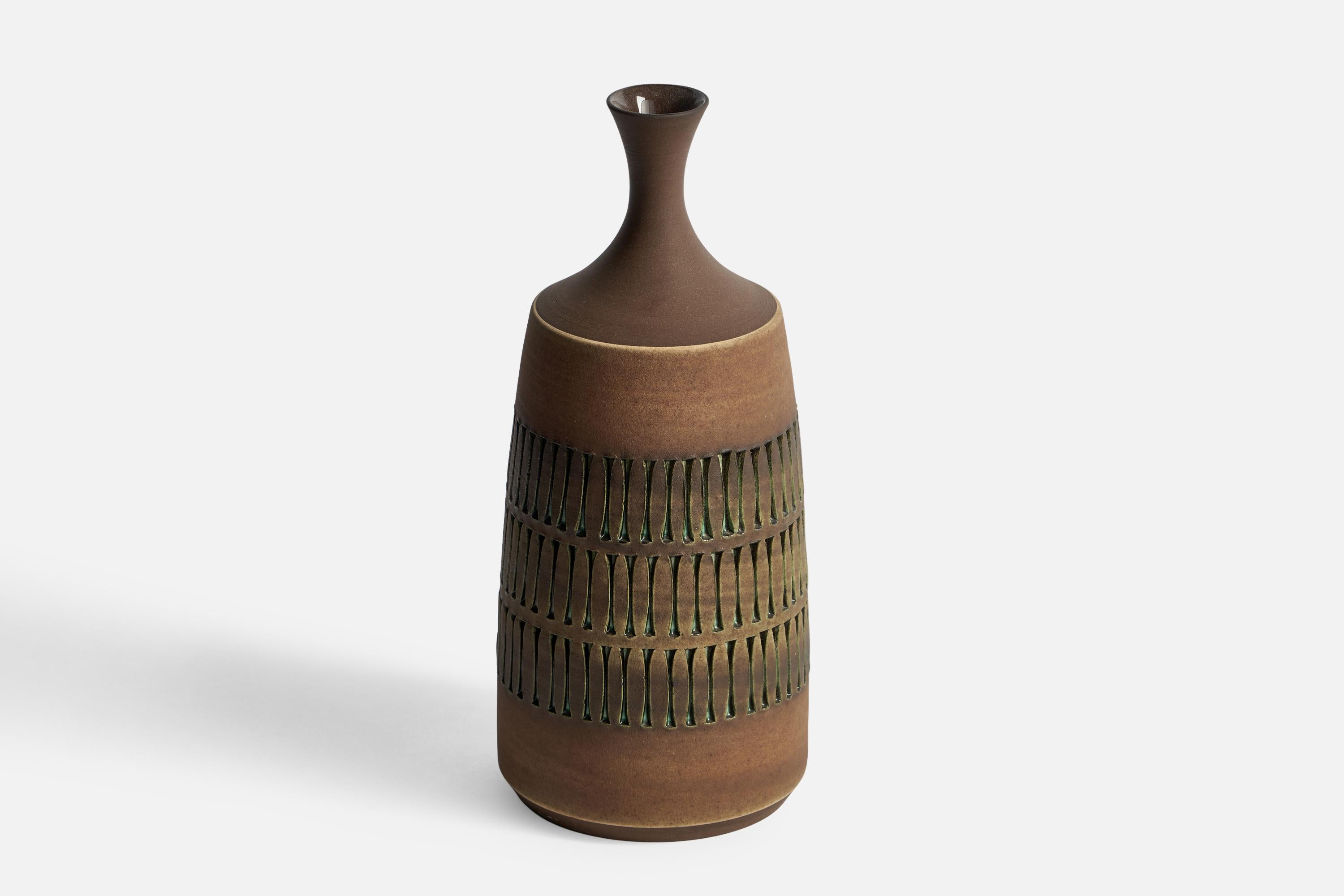 A brown and green ceramic vase designed and produced by Tomas Anagrius, Sweden, 1960s.