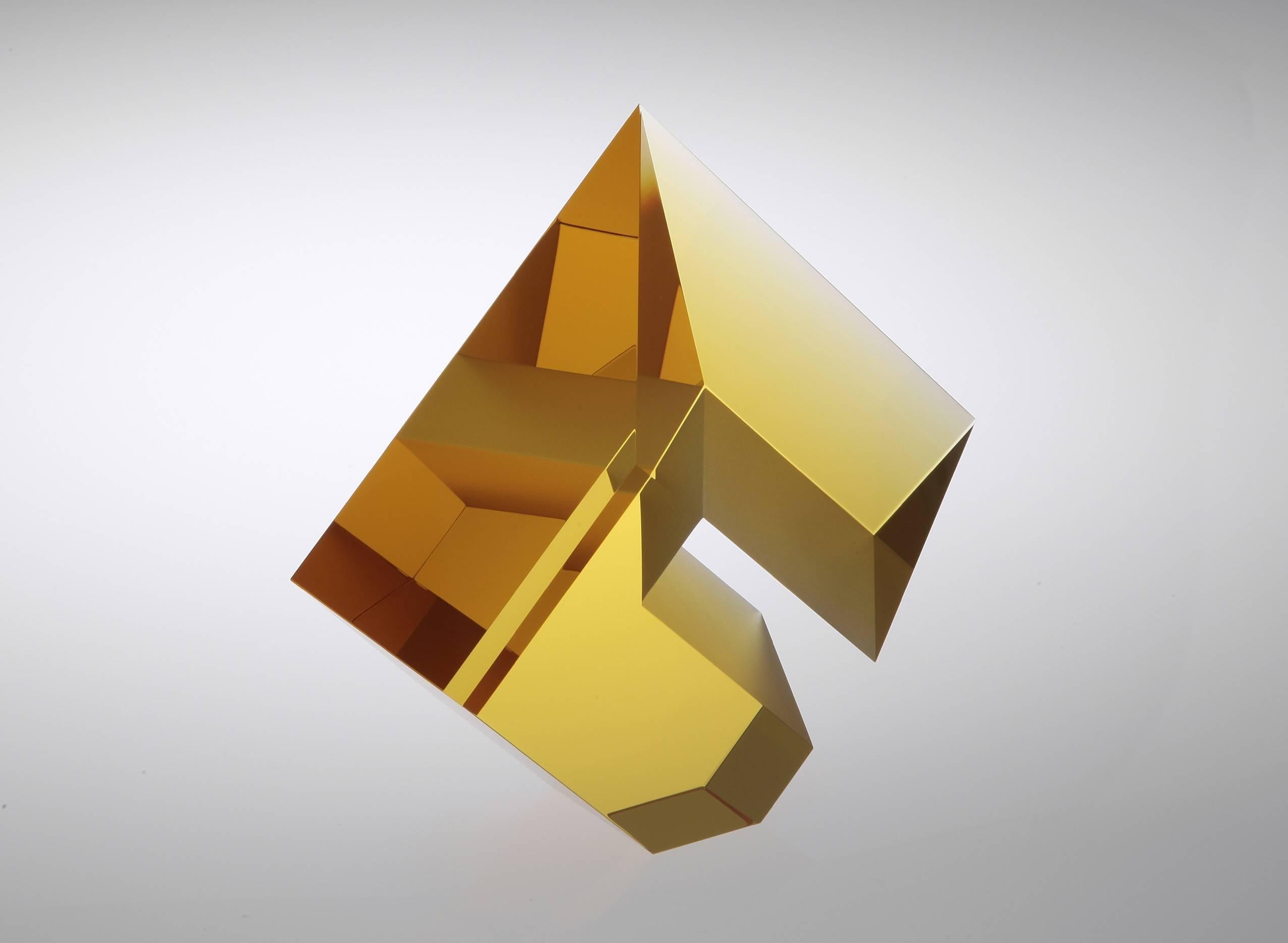 Tomas Brzon work captures the nature of the glass, by using its primary attributes. He works with the simple geometrical shapes, reflections and optical illusions. Using combinations of the cast, cut  and polished glass surfaces.
Brzon's objects are
