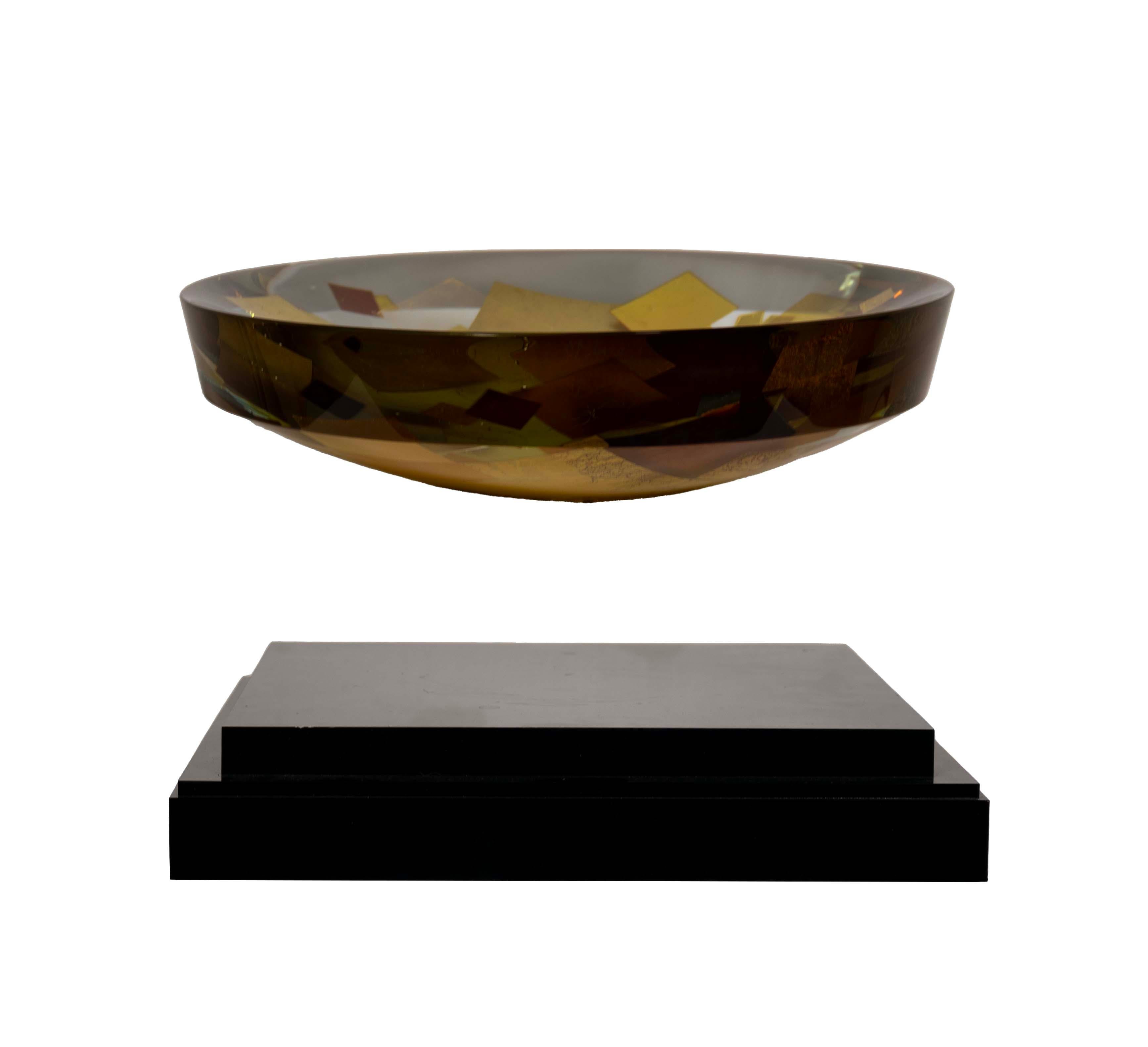 Tomas Hlavicka Bon Appetite Fused Art Glass & Gold Leaf Bowl on Base 2004 4