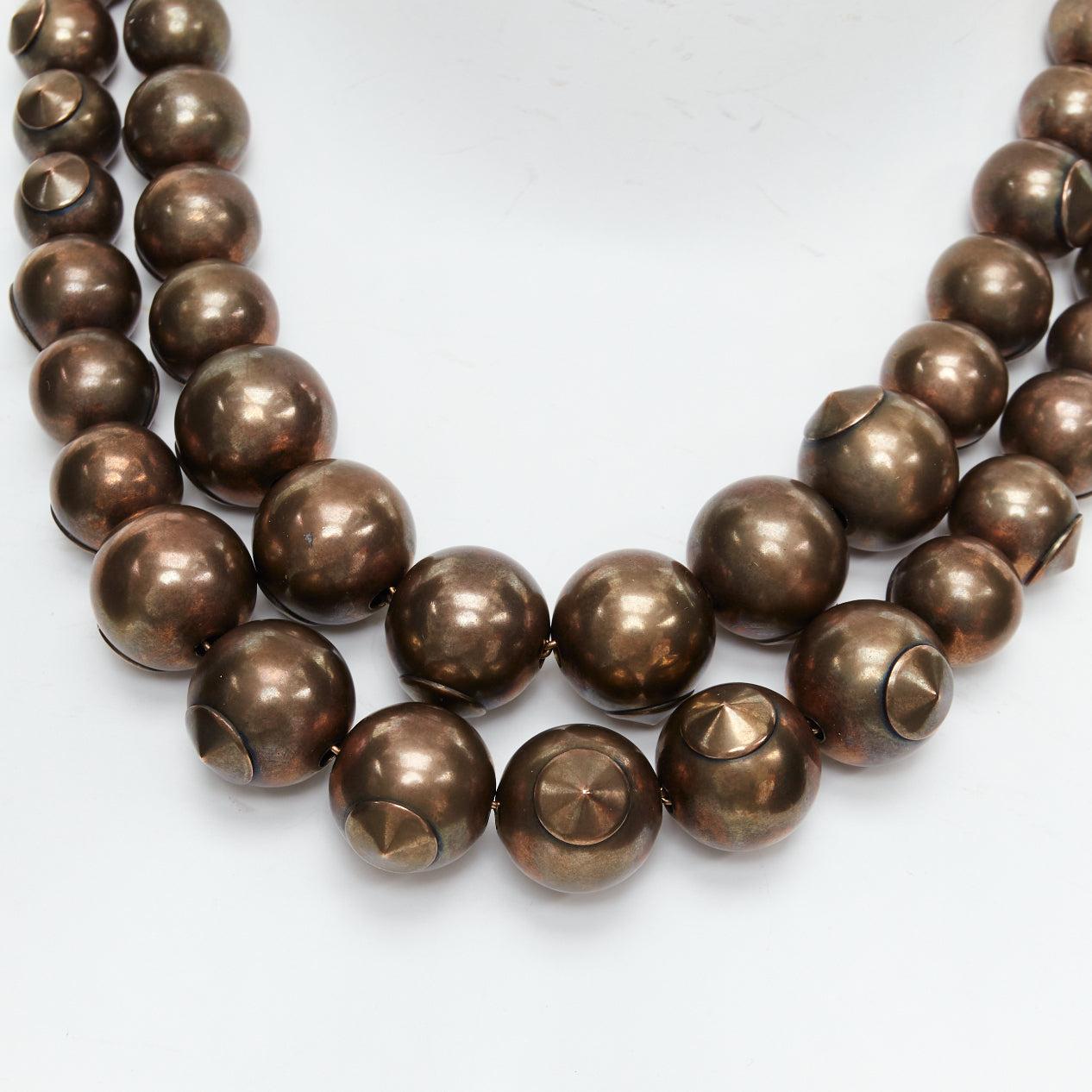 Tomas Maier, collana a doppio filo con sfere rotonde in bronzo con finitura antica In condizioni buone in vendita a Hong Kong, NT