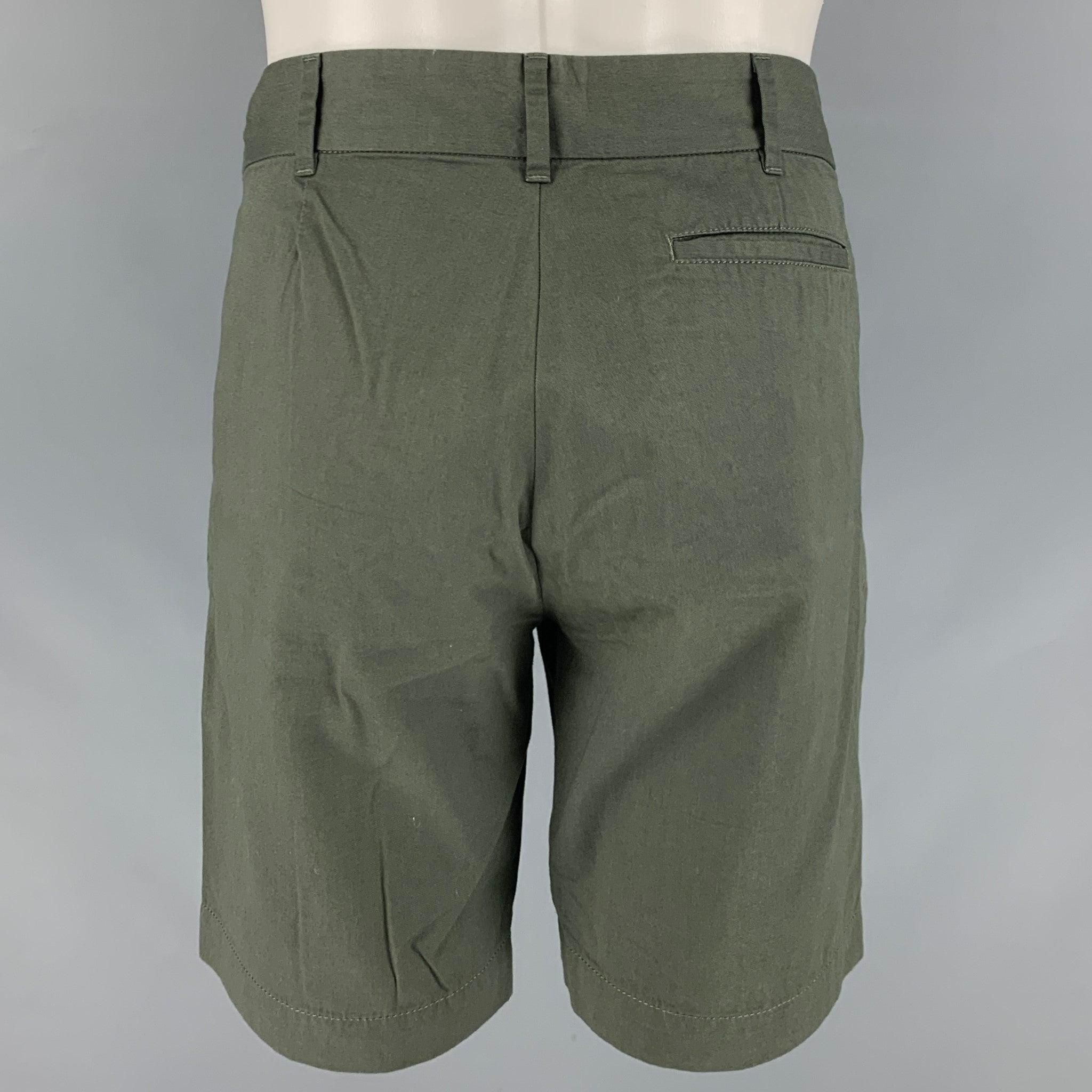 TOMAS MAIER Size 34 Olive Solid Cotton Zip Fly Shorts In Excellent Condition For Sale In San Francisco, CA