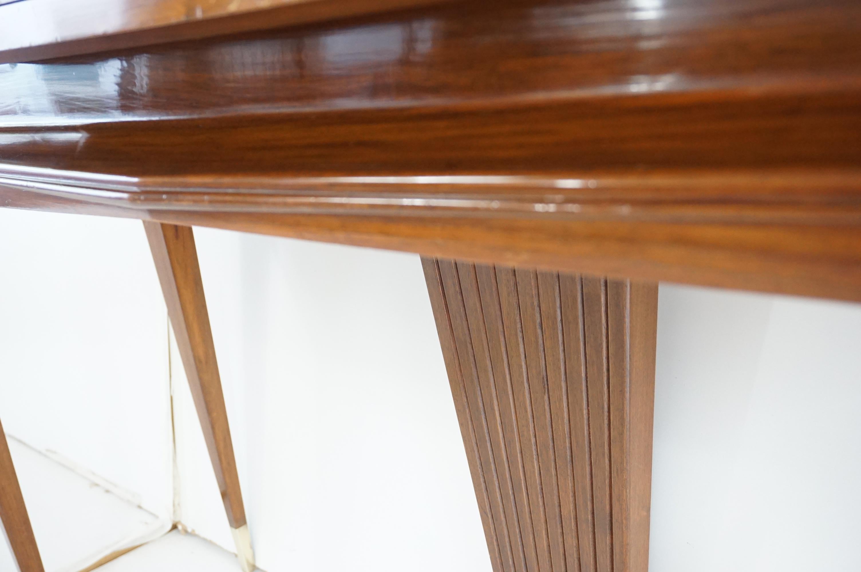 Tomaso Buzzi and Emilio Lancia attr. bookcase cabinet veneered root walnut, 1940 For Sale 5