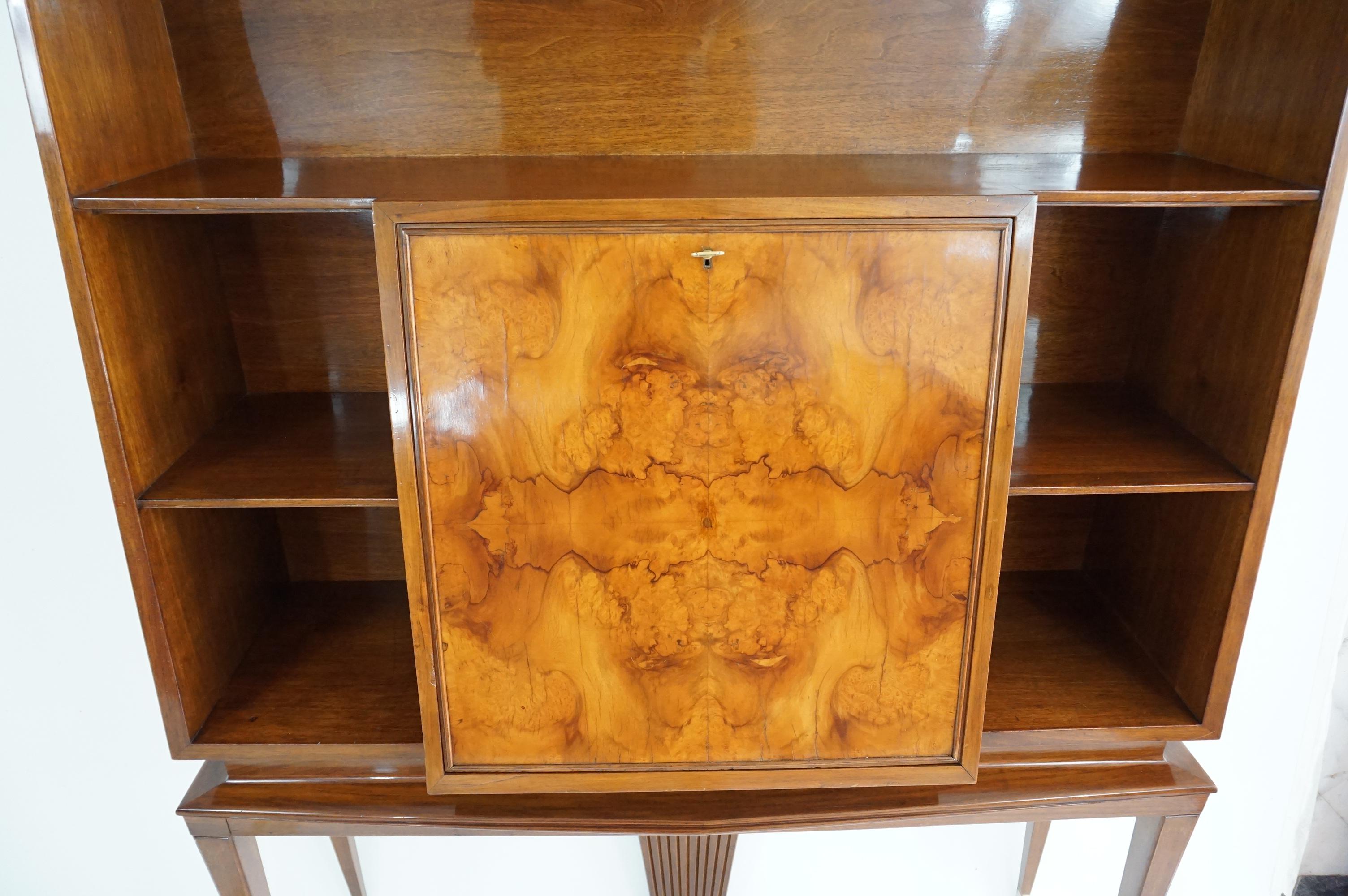 Tomaso Buzzi and Emilio Lancia attr. bookcase cabinet veneered root walnut, 1940 For Sale 8