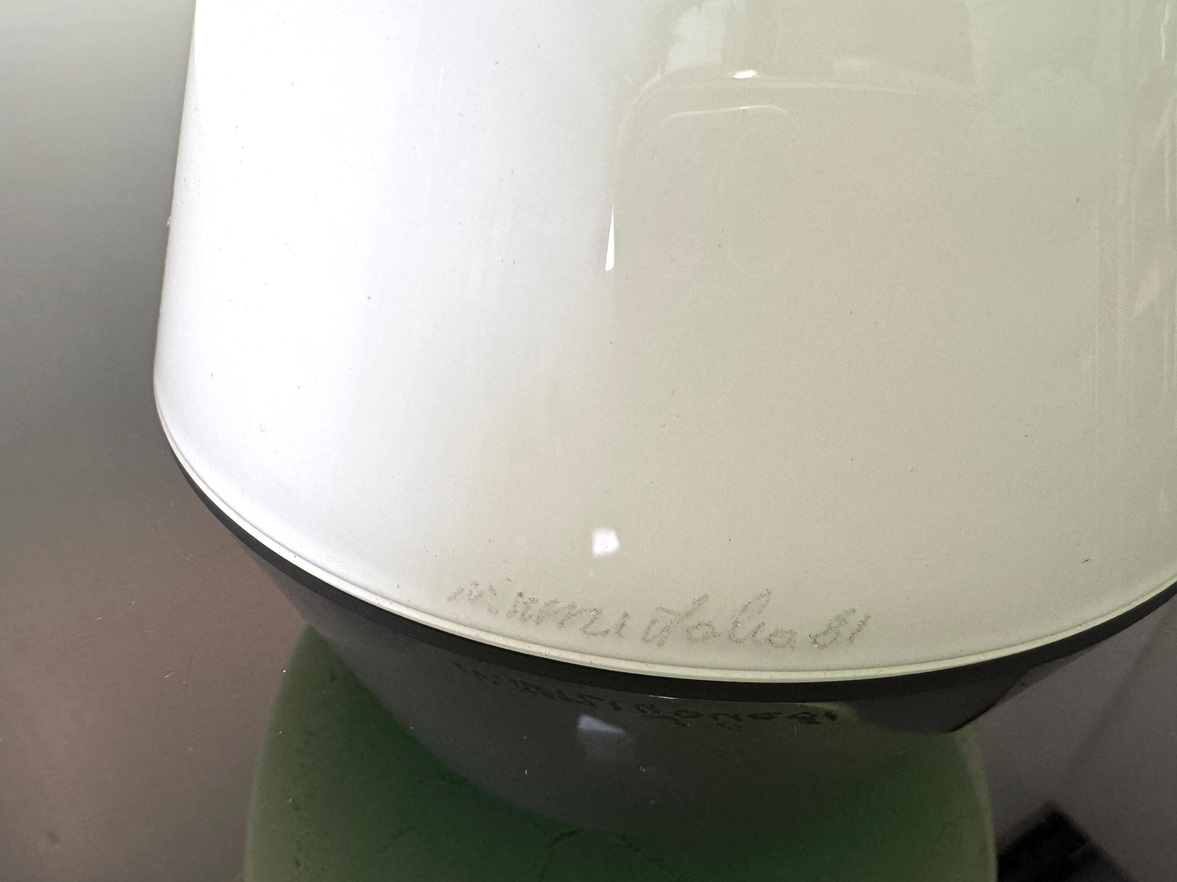 Italian Tomaso Buzzi, Table lamp, prod. Venini 1981 For Sale