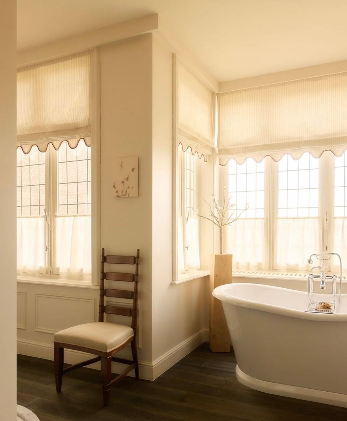 Tomaso Buzzi 1929, Paar hölzerne Strukturstühle im Angebot 6