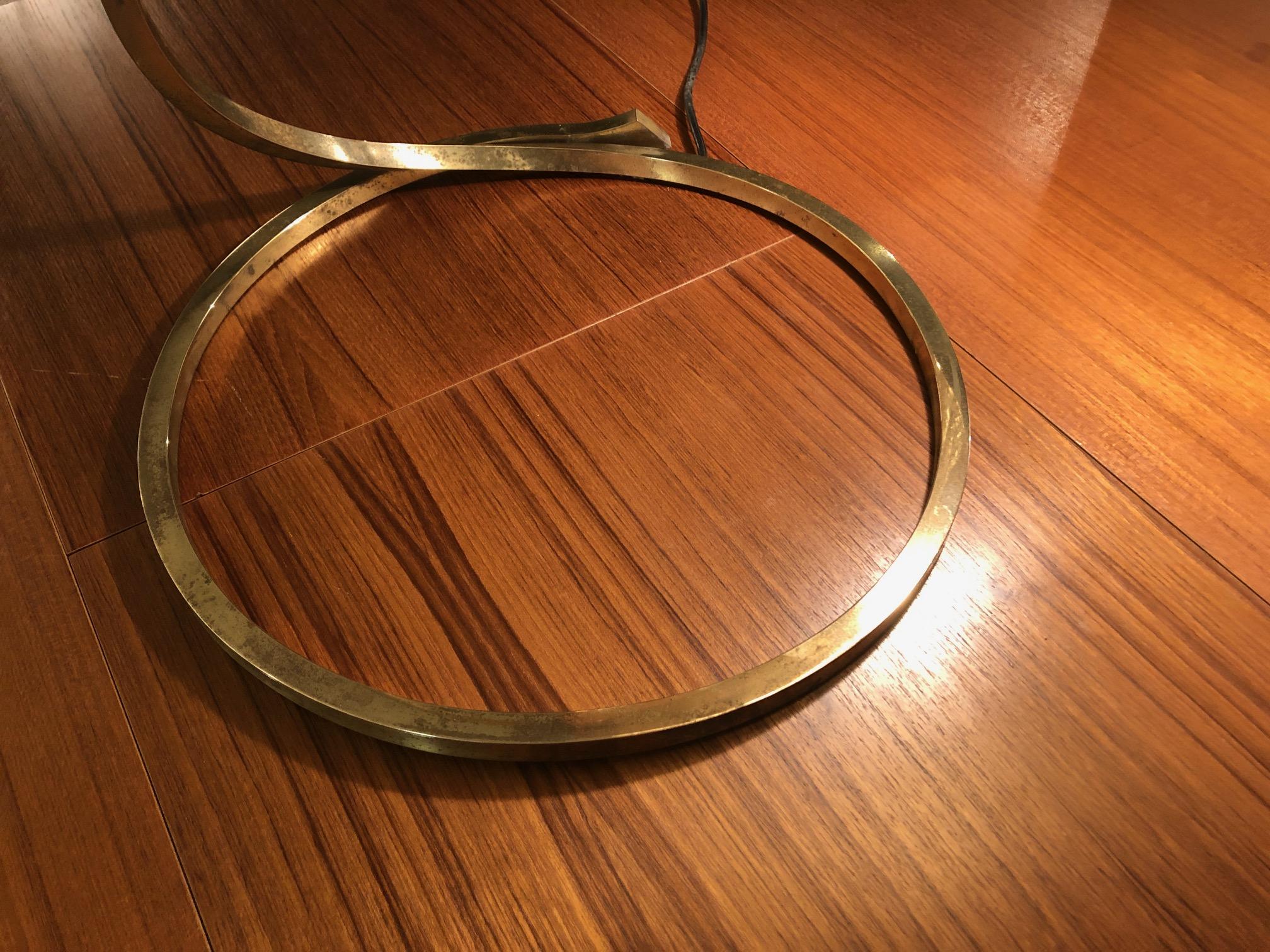Mid-Century Modern Tomasso Barbi Brass Leaf Table Lamp For Sale
