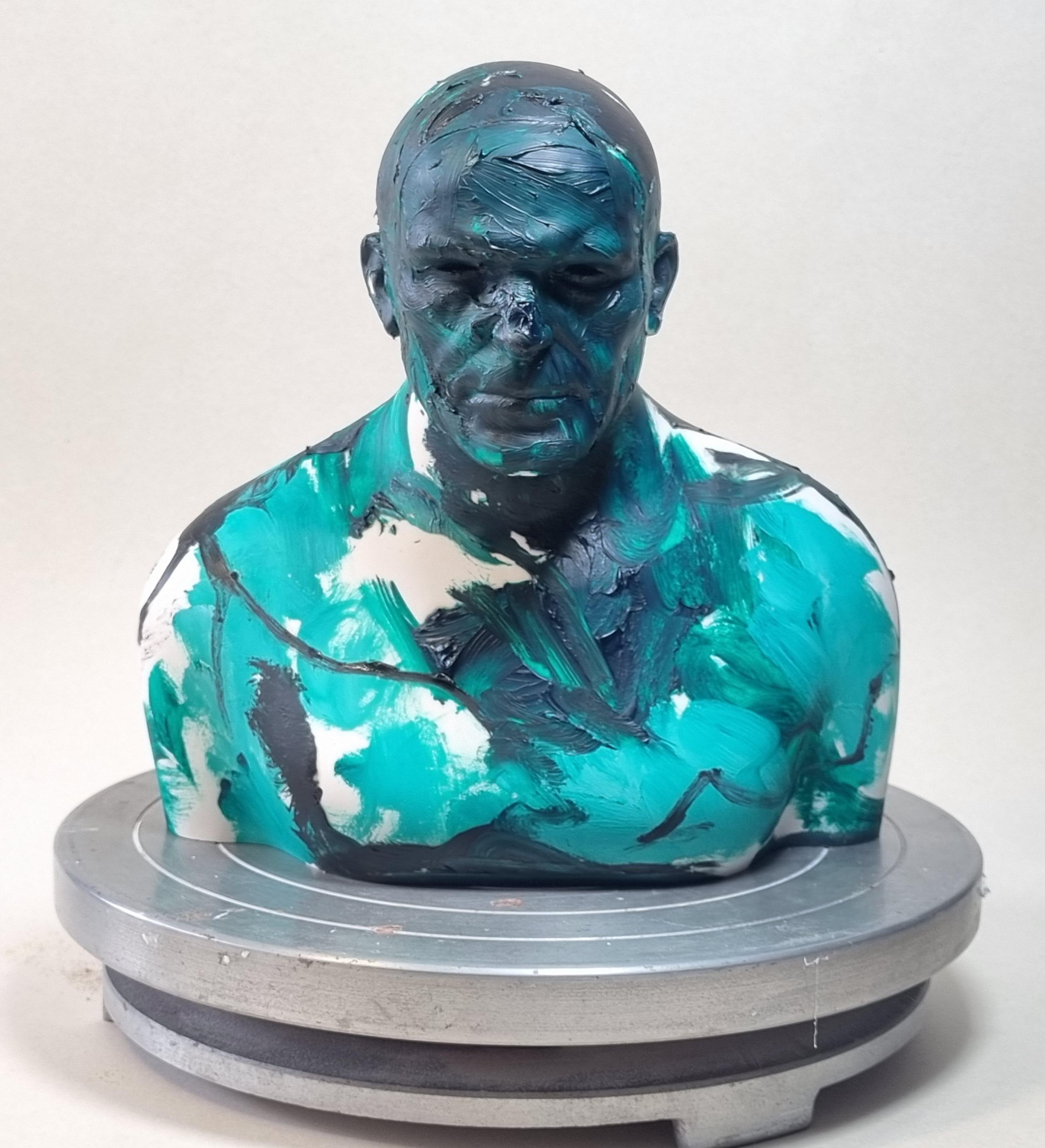 Tomasz Bielak Nude Sculpture – Grün  Schwimmer - Contemporary Handmade Acrylic Resin Sculpture, Männerportrait