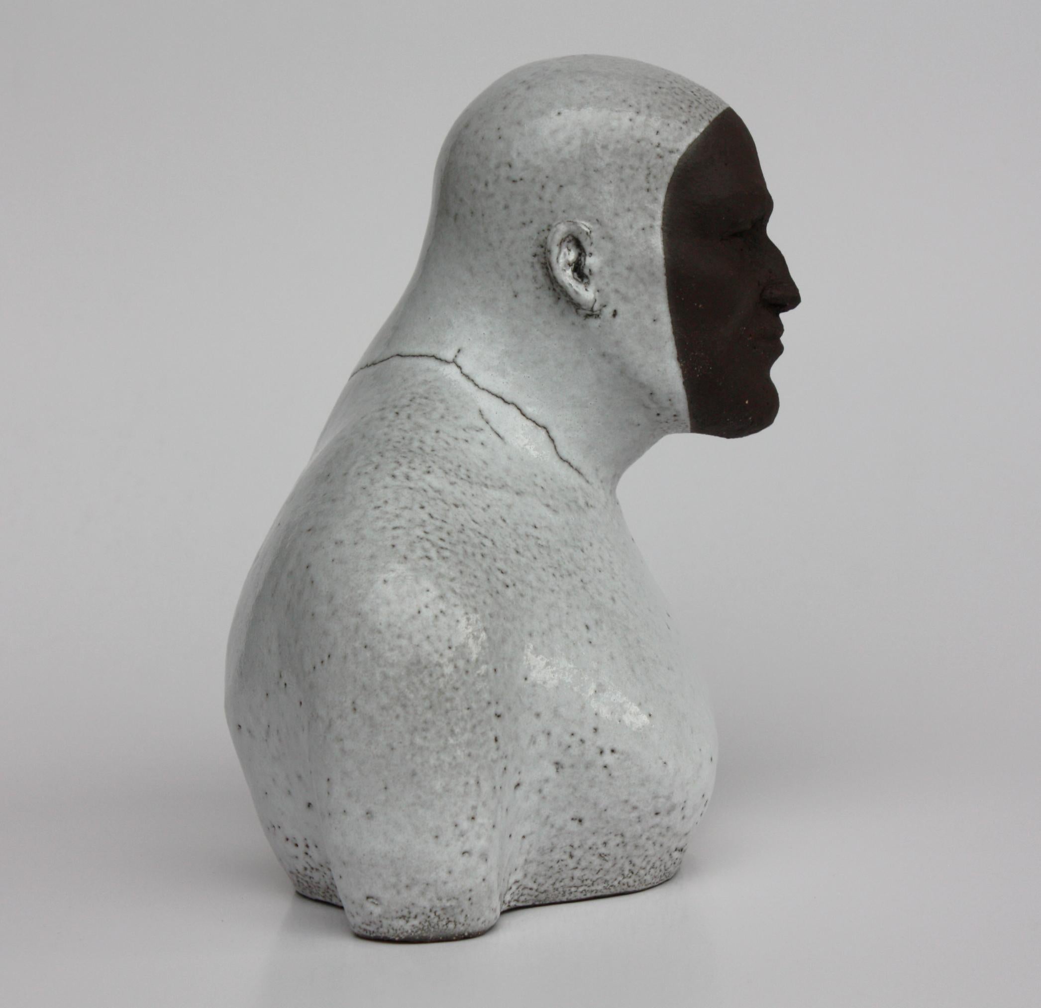 White Swimmer - Contemporary Handmade Glazed Ceramics Sculpture , Man Portrait - Gray Figurative Sculpture by Tomasz Bielak