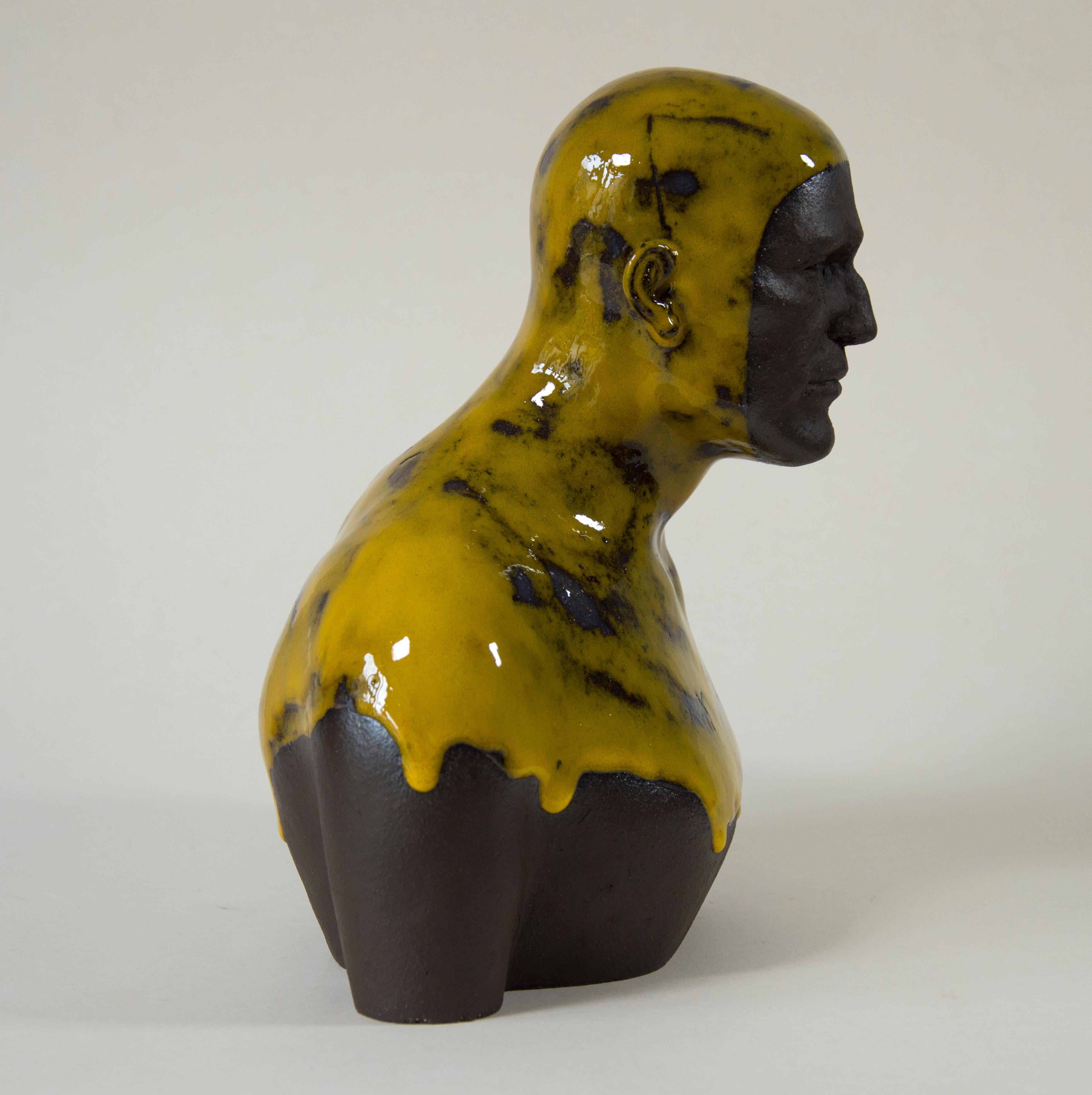  Yellow Swimmer - Contemporary Handmade Glazed Ceramics Sculpture , Man Portrait - Gray Nude Sculpture by Tomasz Bielak