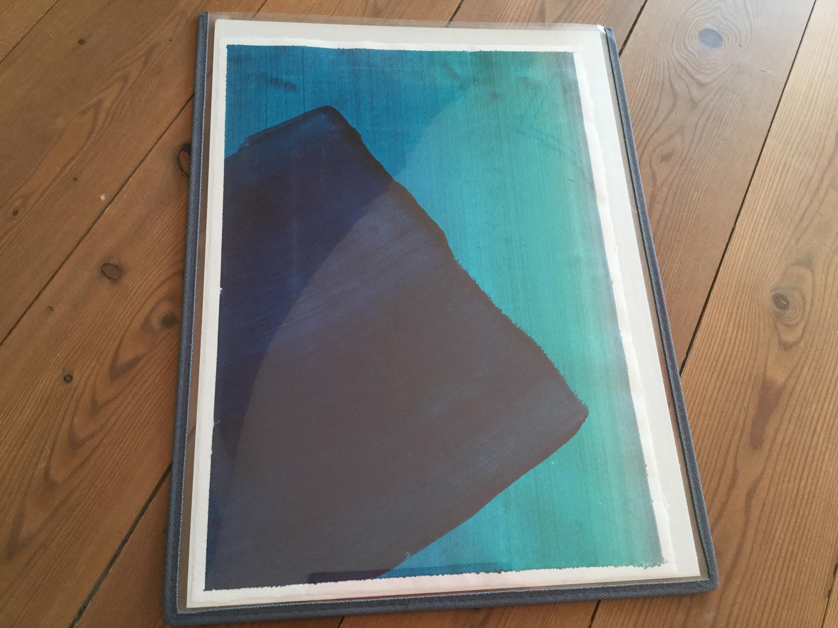 Sans titre 38 -  Série 2019, peinture abstraite contemporaine, légèreté des textiles - Bleu Abstract Painting par Tomasz Prymon
