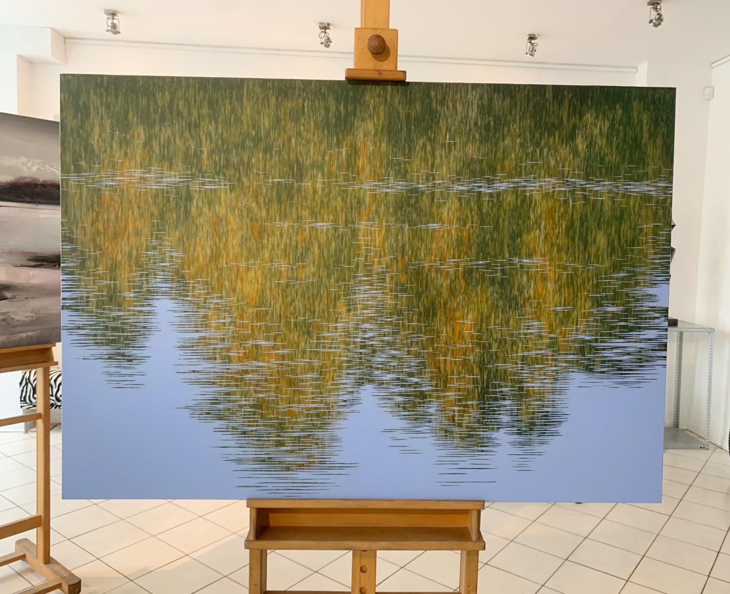 Quadro contemporaneo in acrilico su tela dell'artista polacco Tomek Mistak. Il dipinto raffigura il riflesso del paesaggio sulla superficie dell'acqua. La pittura è quasi un'astrazione. I colori principali sono il blu e il verde.

Tomek Mistak (nato