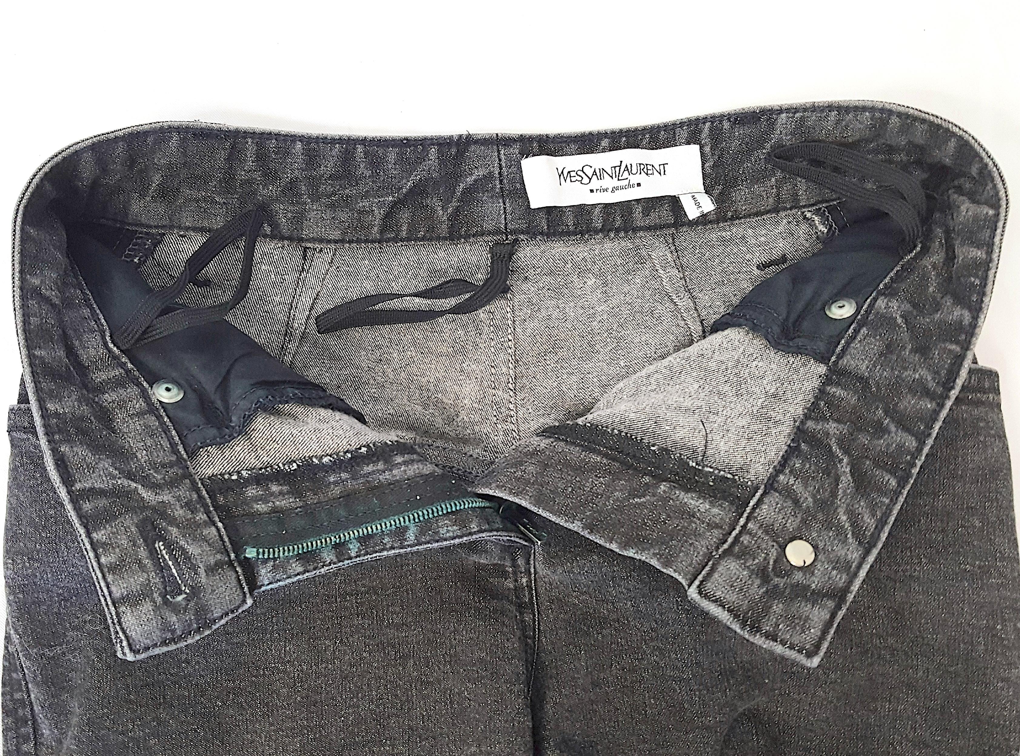 TomFord For YvesSaintLaurent RiveGauche Slim StraightLeg Black FineDenim Jeans In Good Condition For Sale In Chicago, IL