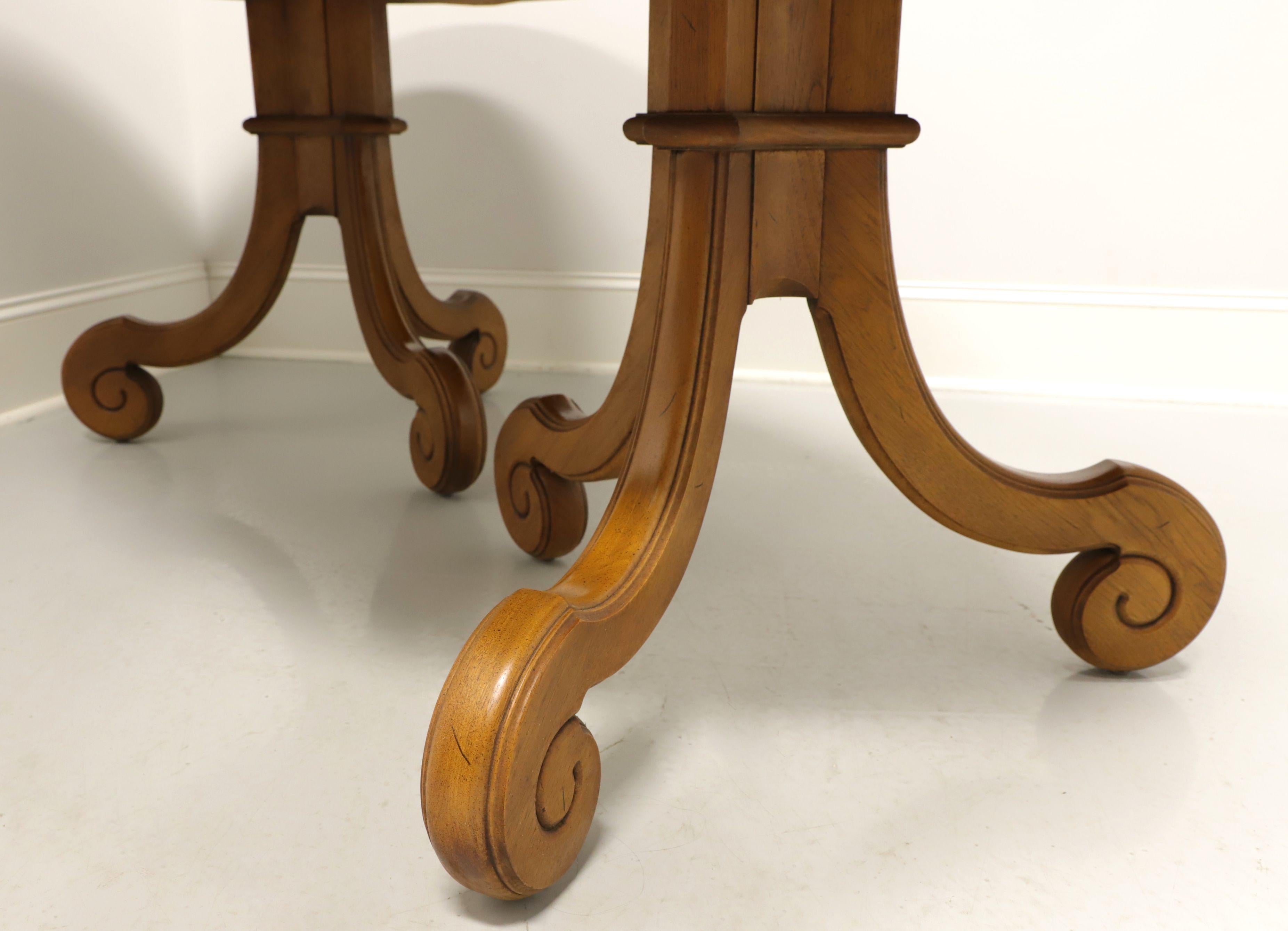 TOMLINSON 1960's Neoclassical Banded Mahogany Oval Dining Table 1