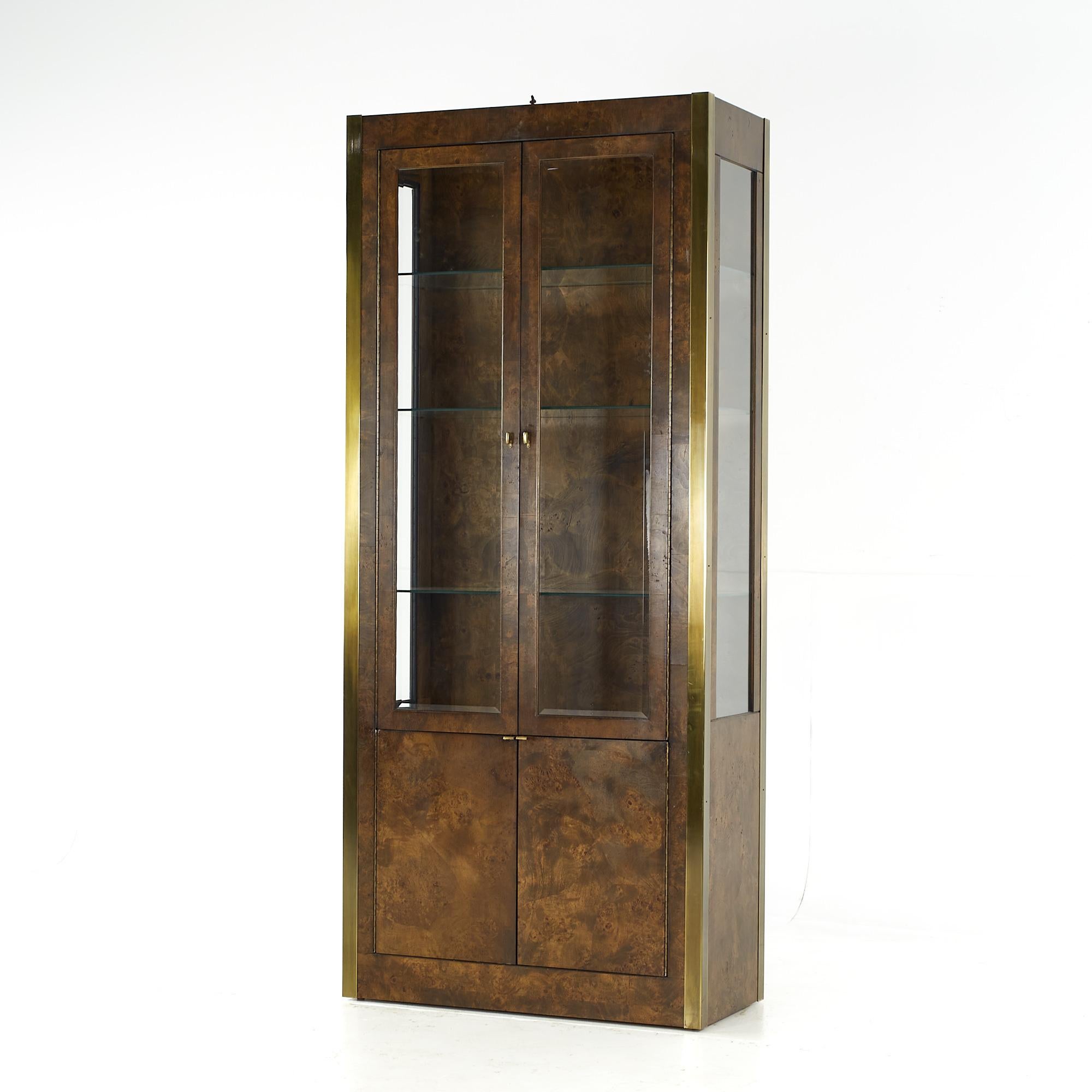 Tomlinson Mid Century Display Cabinet, Paar (Ende des 20. Jahrhunderts) im Angebot