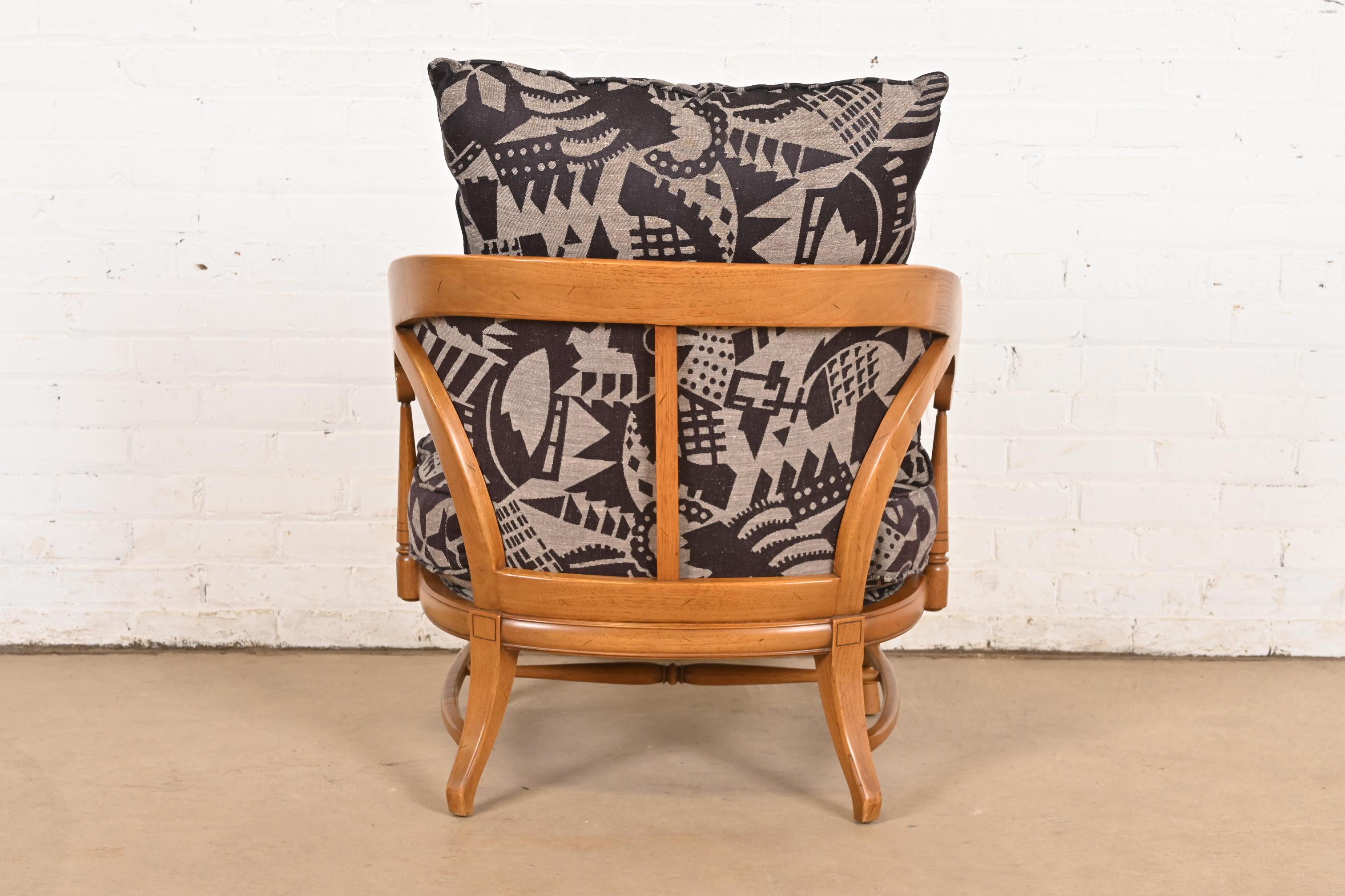 Tomlinson Moderner Clubsessel oder Loungesessel aus Nussbaumholz, 1960er Jahre im Angebot 3