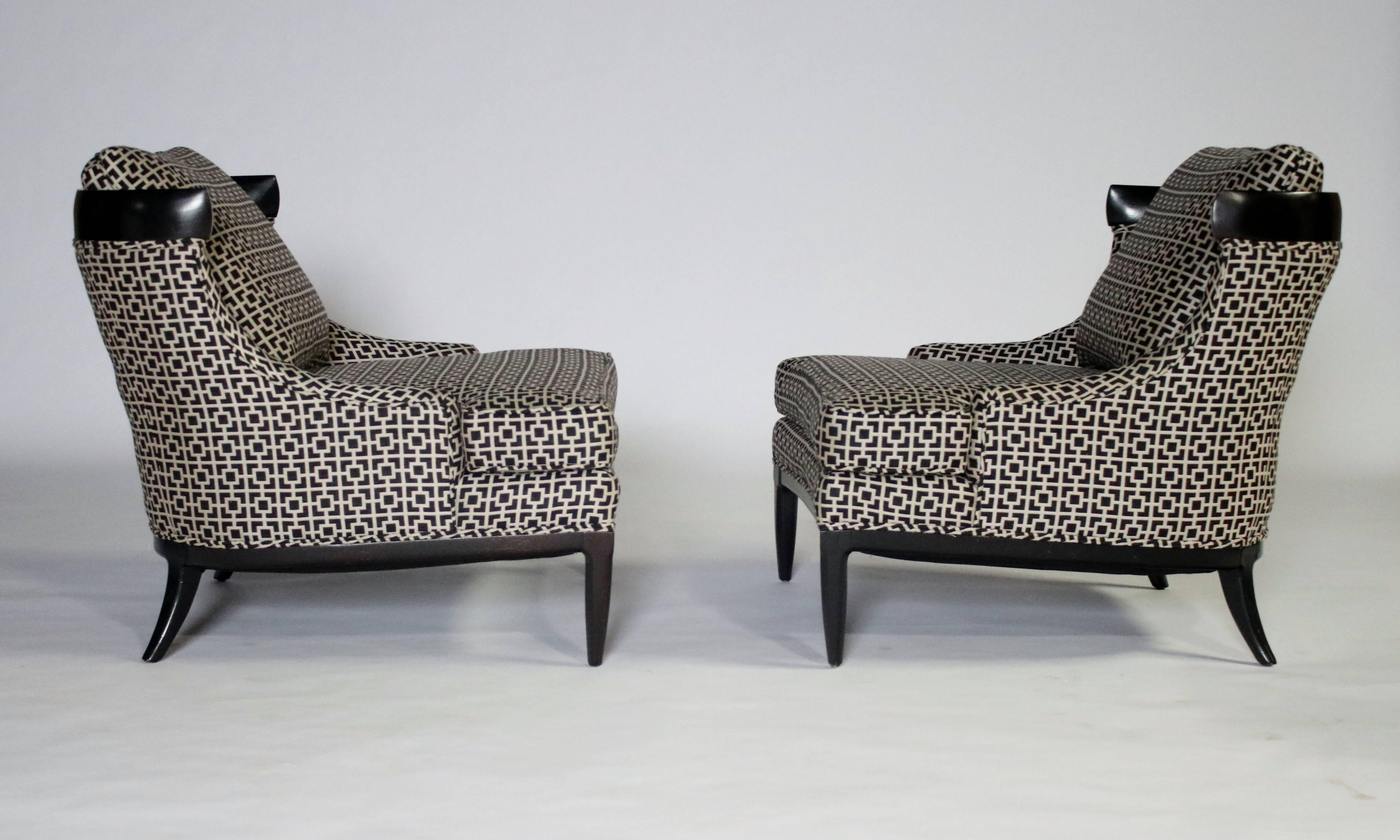 Pair of Tomlinson Sophisticate slipper chairs designed by Erwin Lambeth newly upholstered in Kravet black and white geometric fabric. Measures: Seat height 15