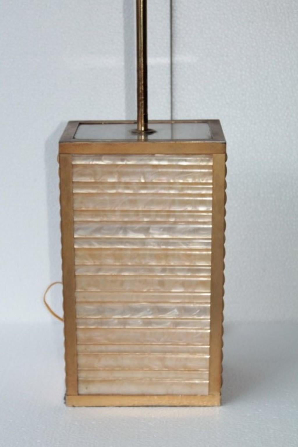 Stunning table lamp 1960s by Tommaso Barbi.