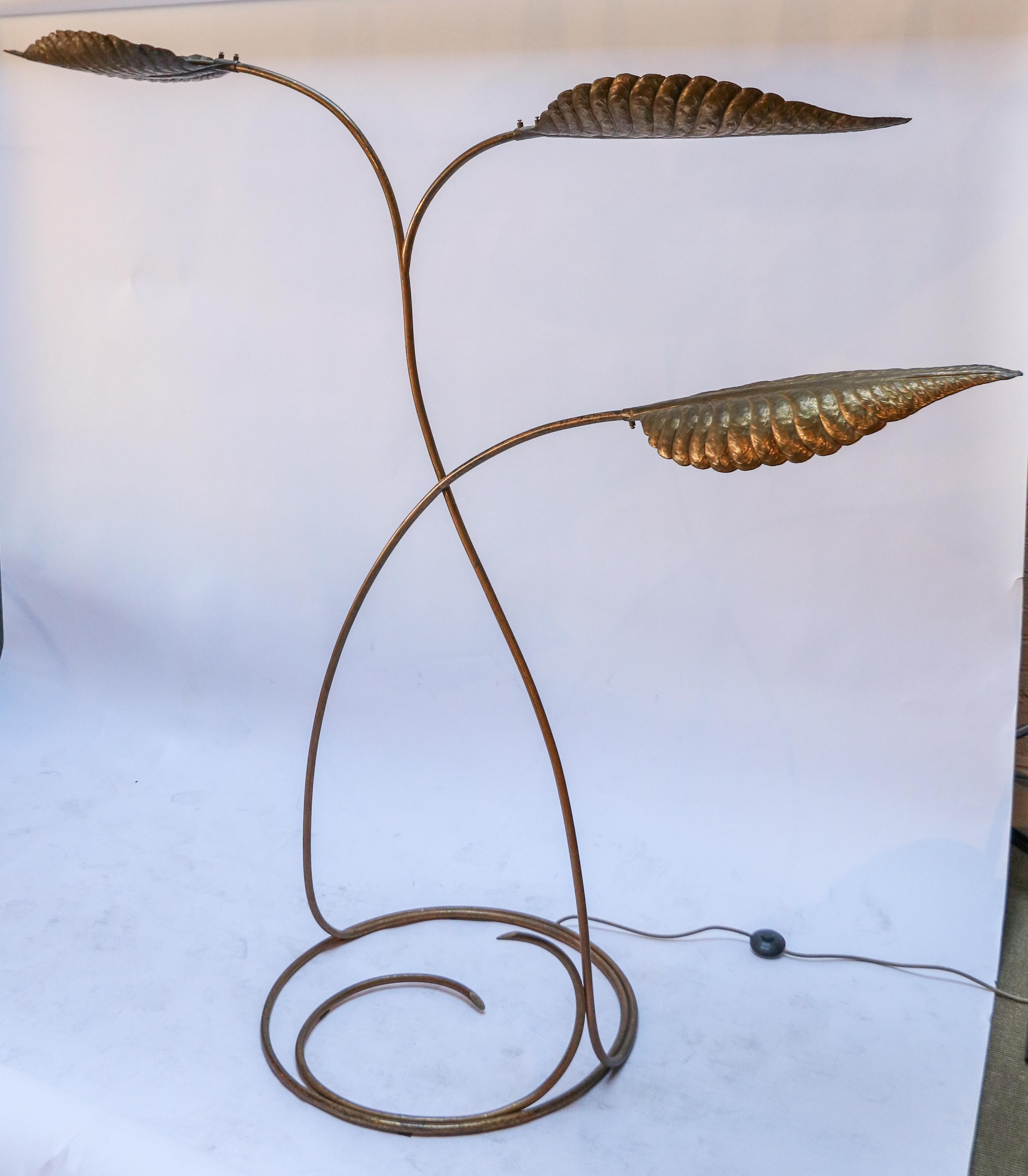 Mid-Century Modern Tommaso Barbi 1970s Italian Brass Leaf Floor Lamp