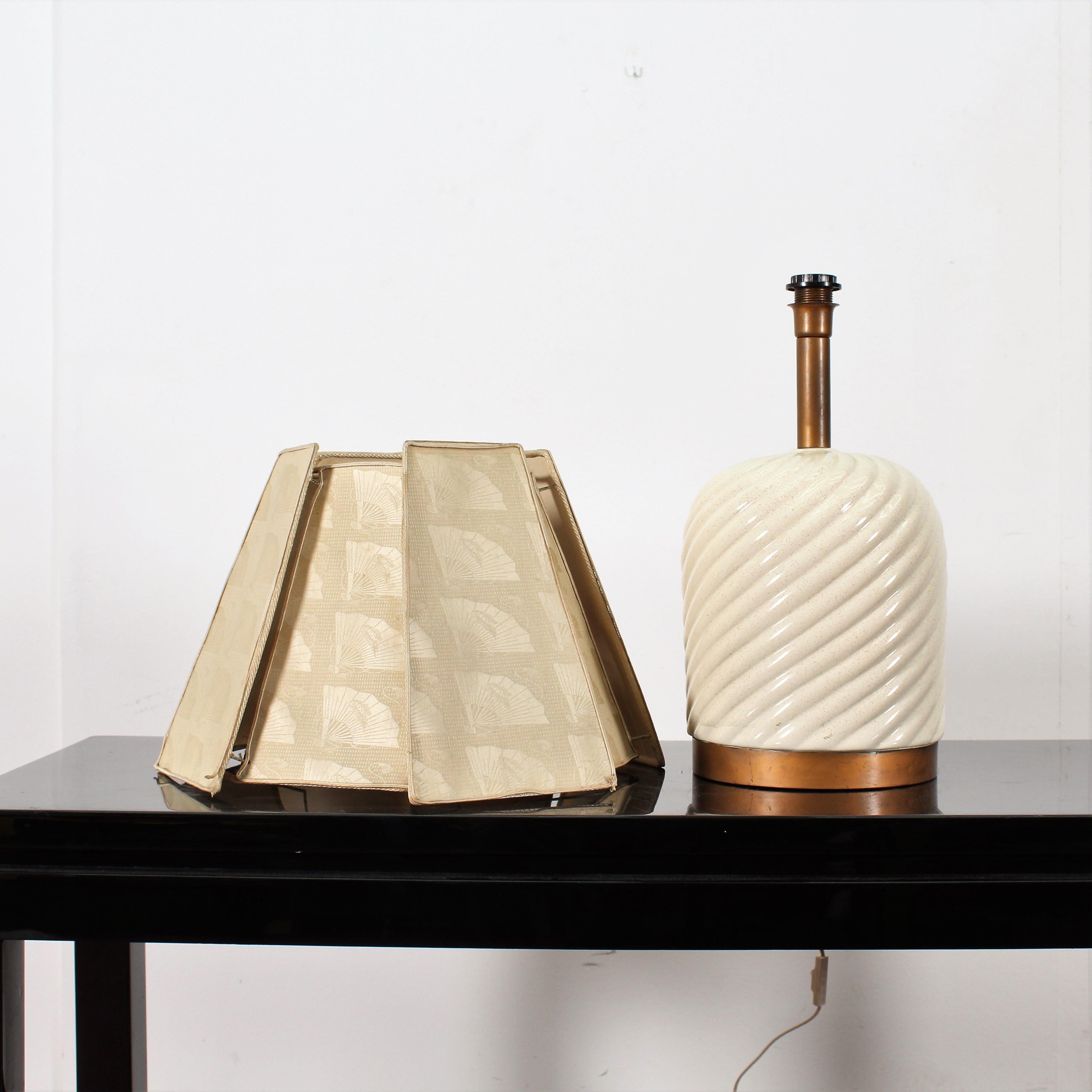Midcentury White Ceramic Table Lamp Tommaso Barbi, Italy 1970s  4