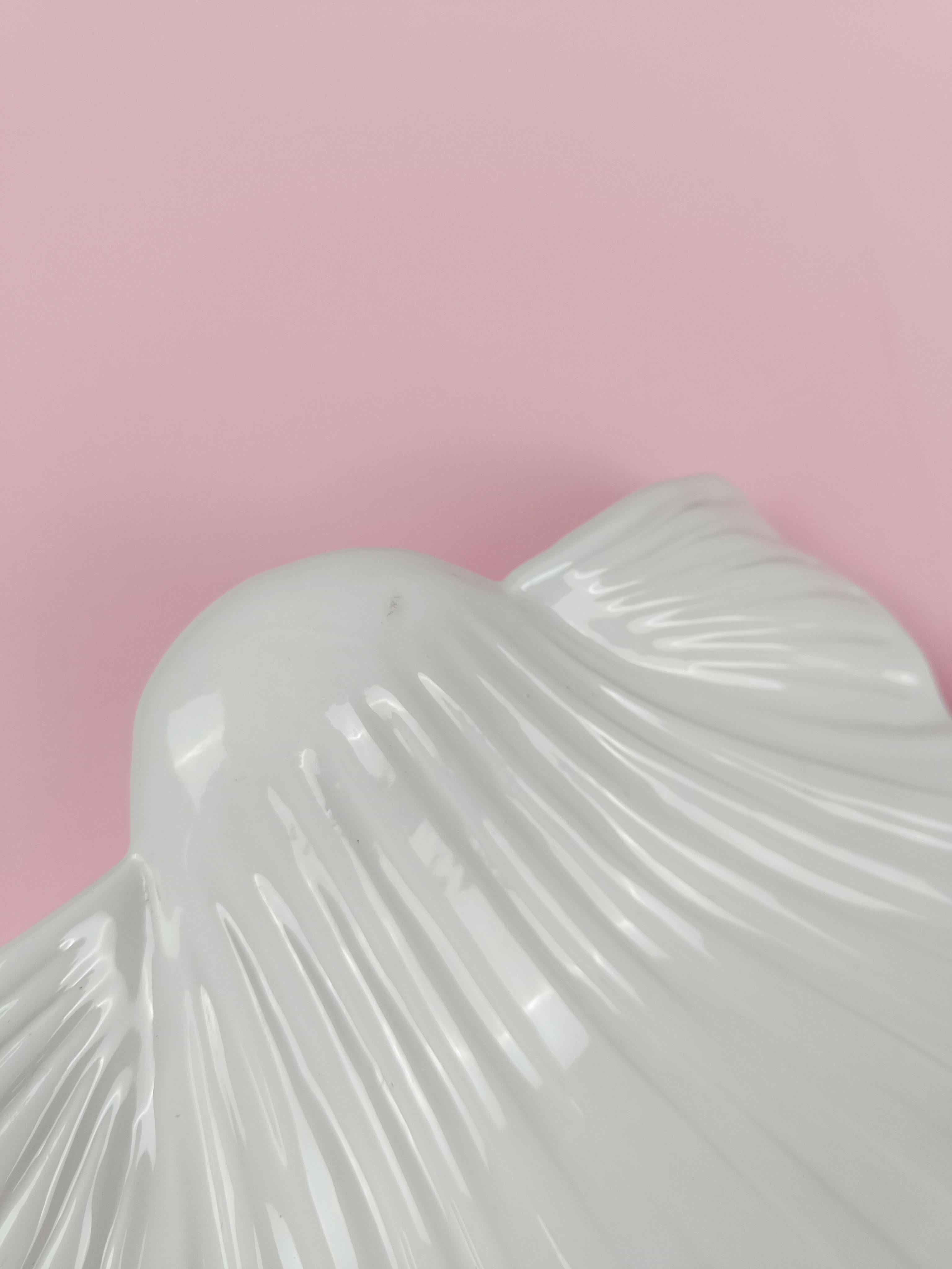 Tommaso Barbi-Schale / The Scallop Shaped Vide-poche aus weiß glasierter Keramik, 70er Jahre im Angebot 5