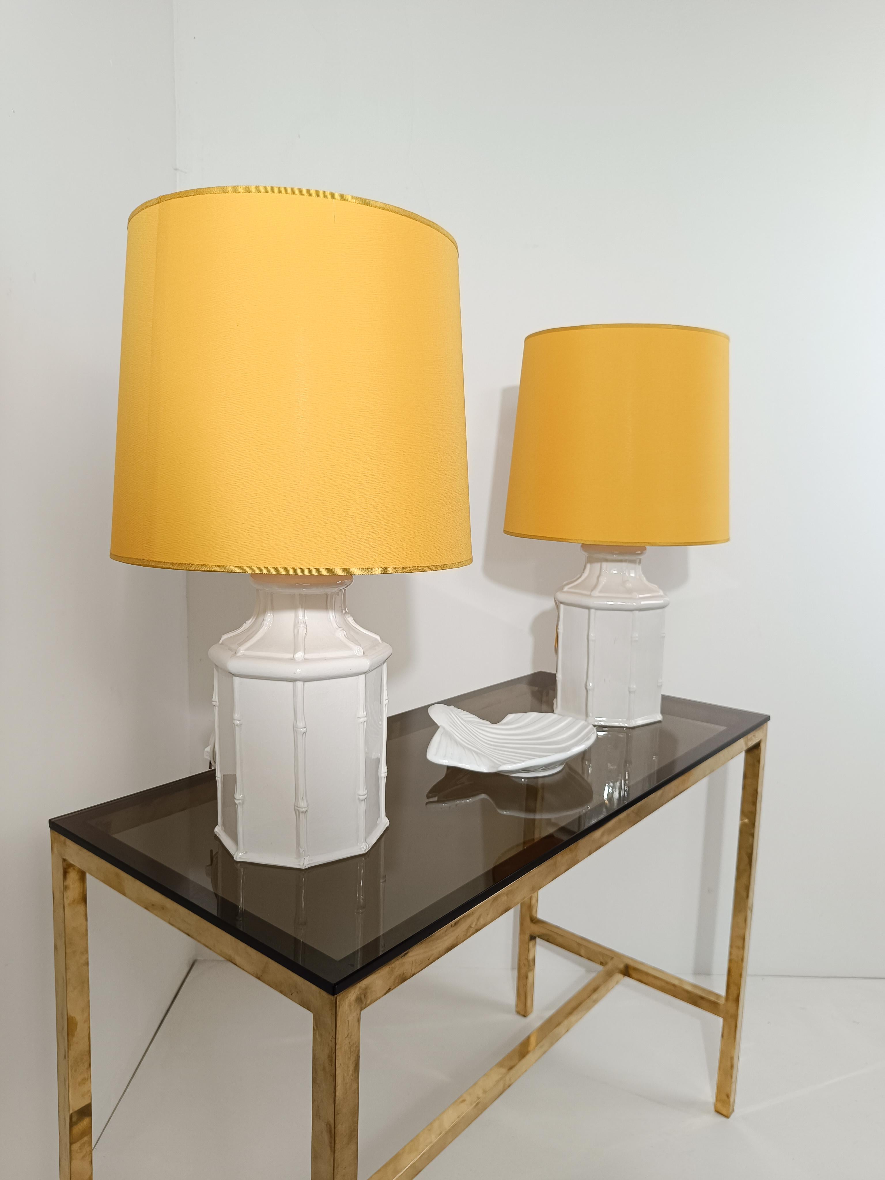 Tommaso Barbi-Schale / The Scallop Shaped Vide-poche aus weiß glasierter Keramik, 70er Jahre im Angebot 2