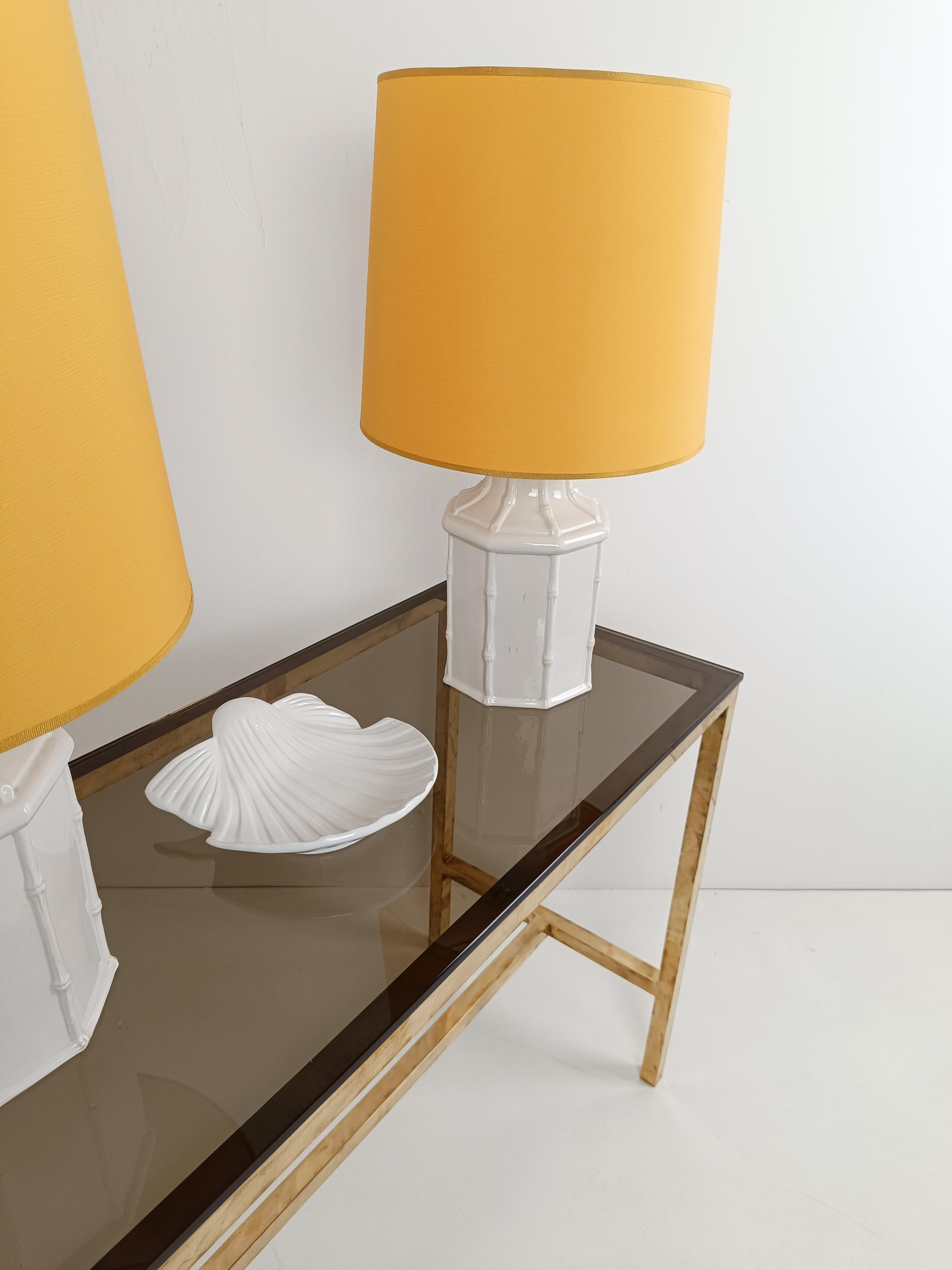 Tommaso Barbi-Schale / The Scallop Shaped Vide-poche aus weiß glasierter Keramik, 70er Jahre im Angebot 3