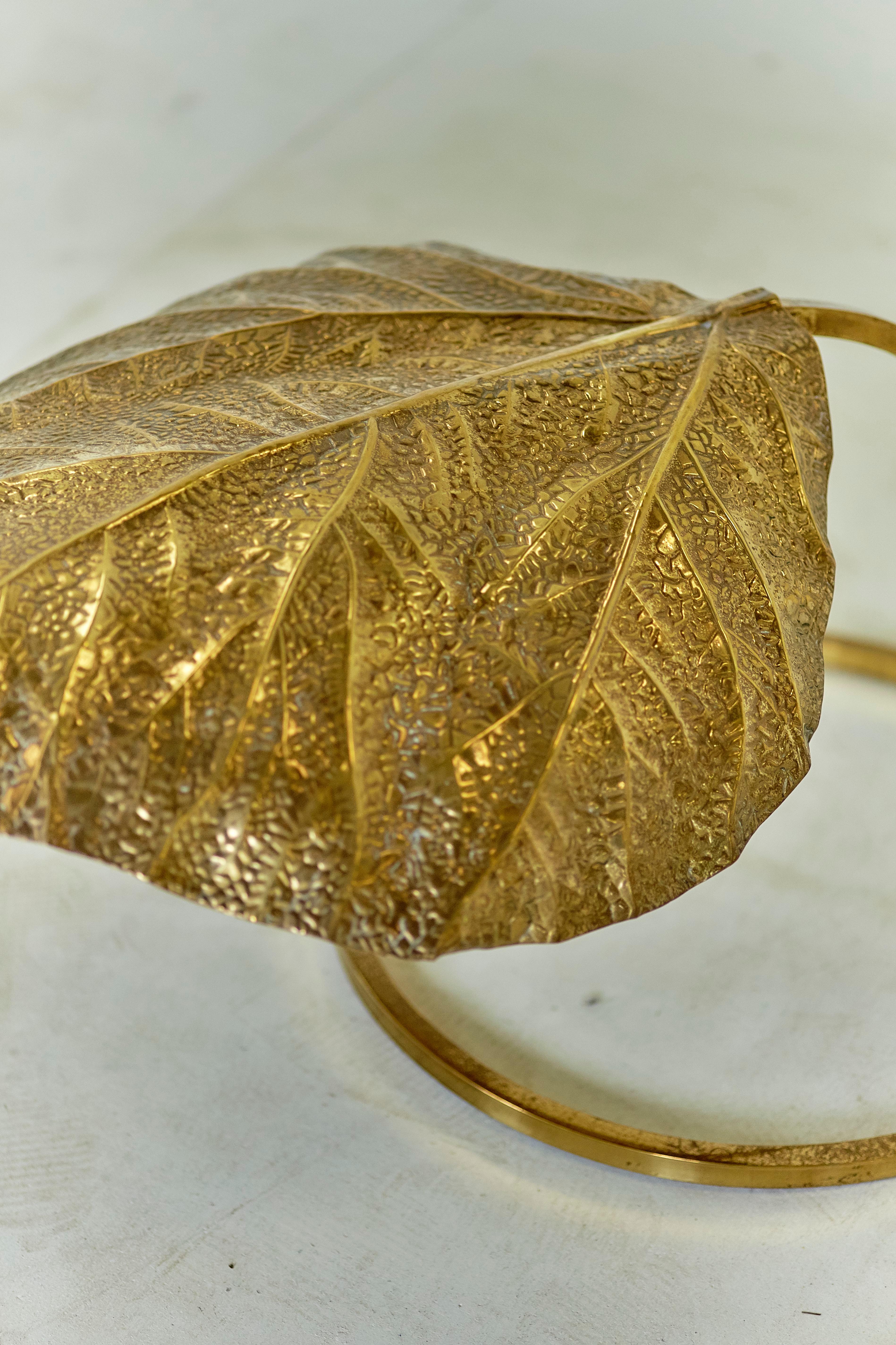 Tommaso Barbi Brass Leaf Lamp, 1970 In Good Condition For Sale In Milan, IT