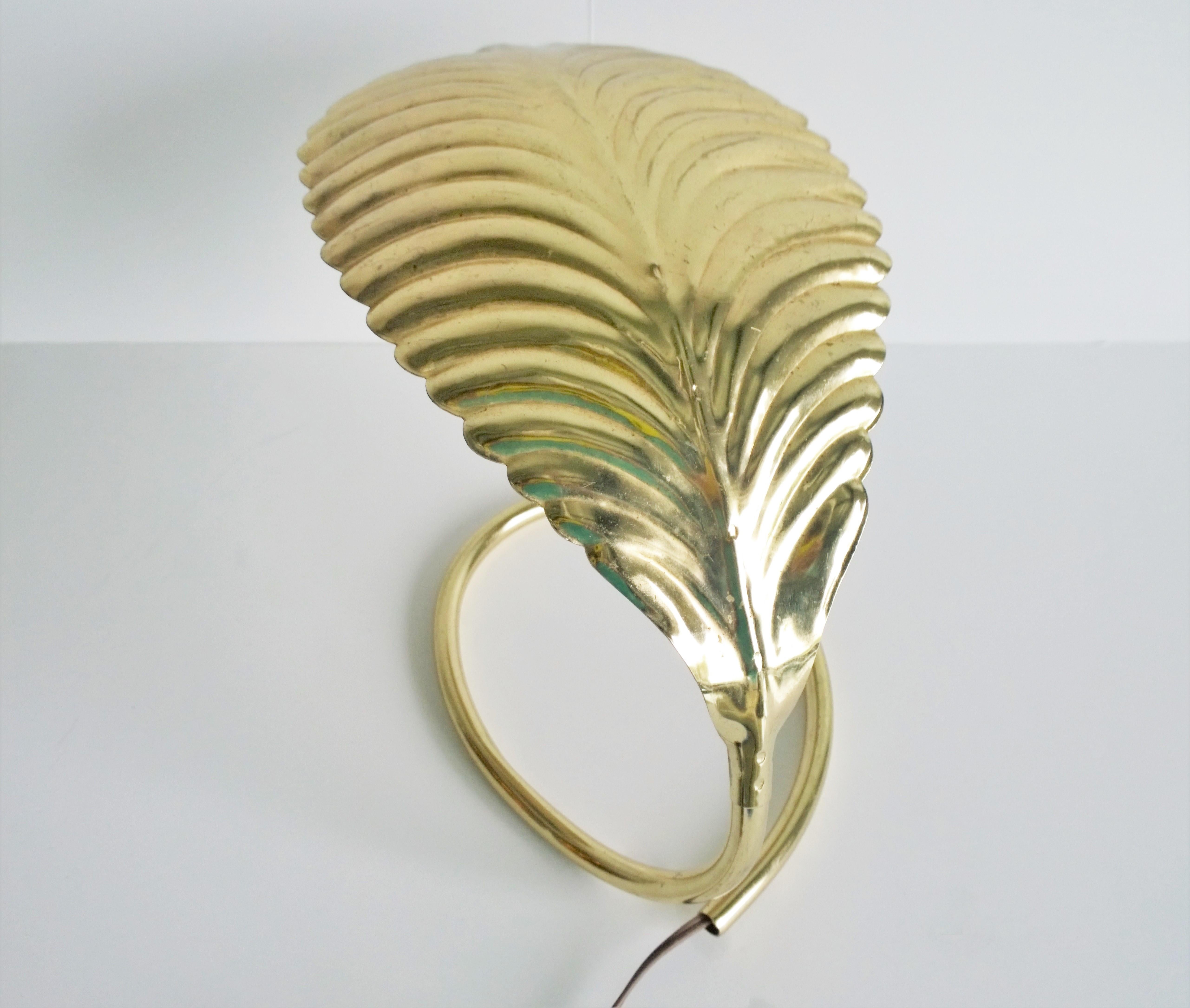 brass leaf lamp