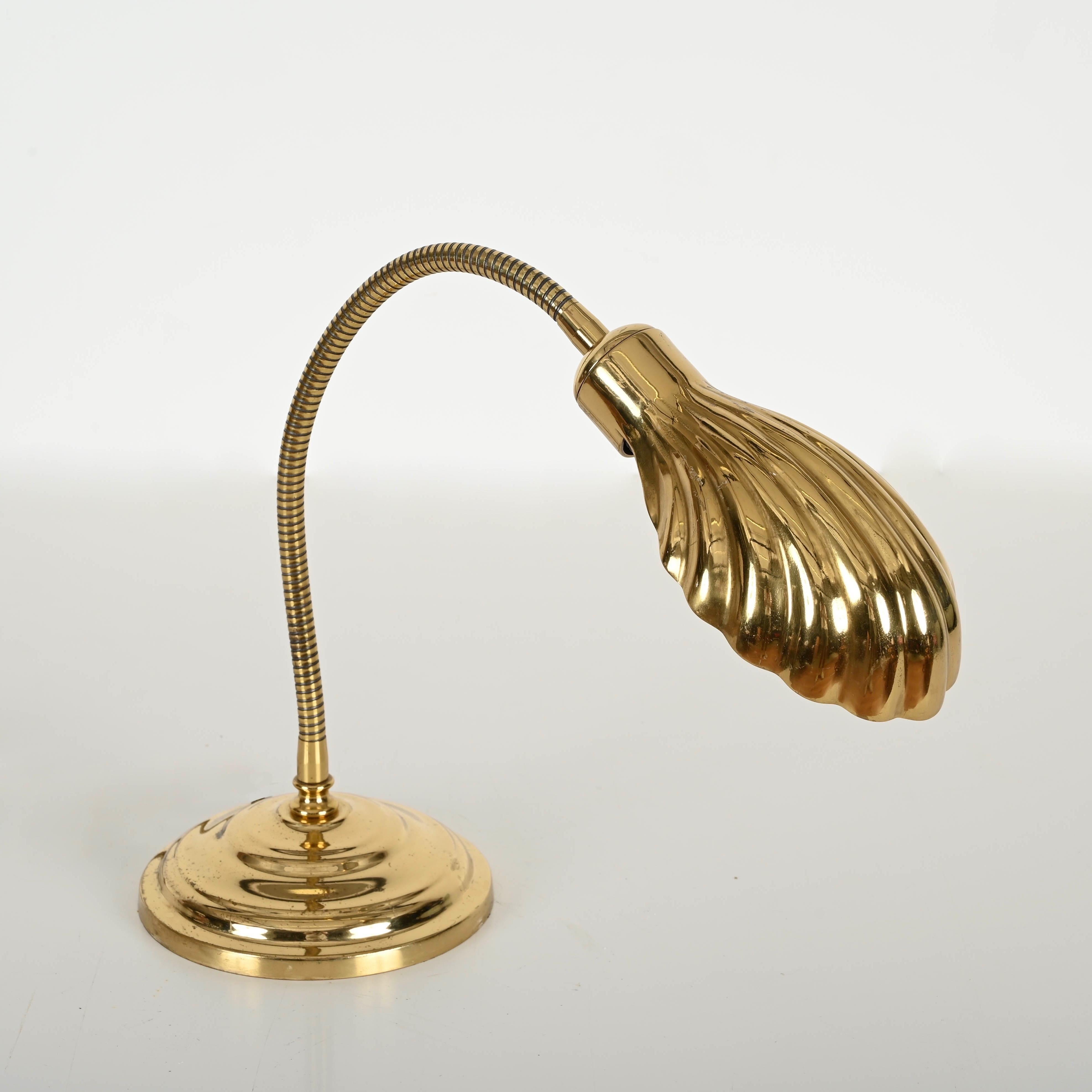 Tommaso Barbi Brass Shell Adjustable Table Lamp, Italy 1970s For Sale 8