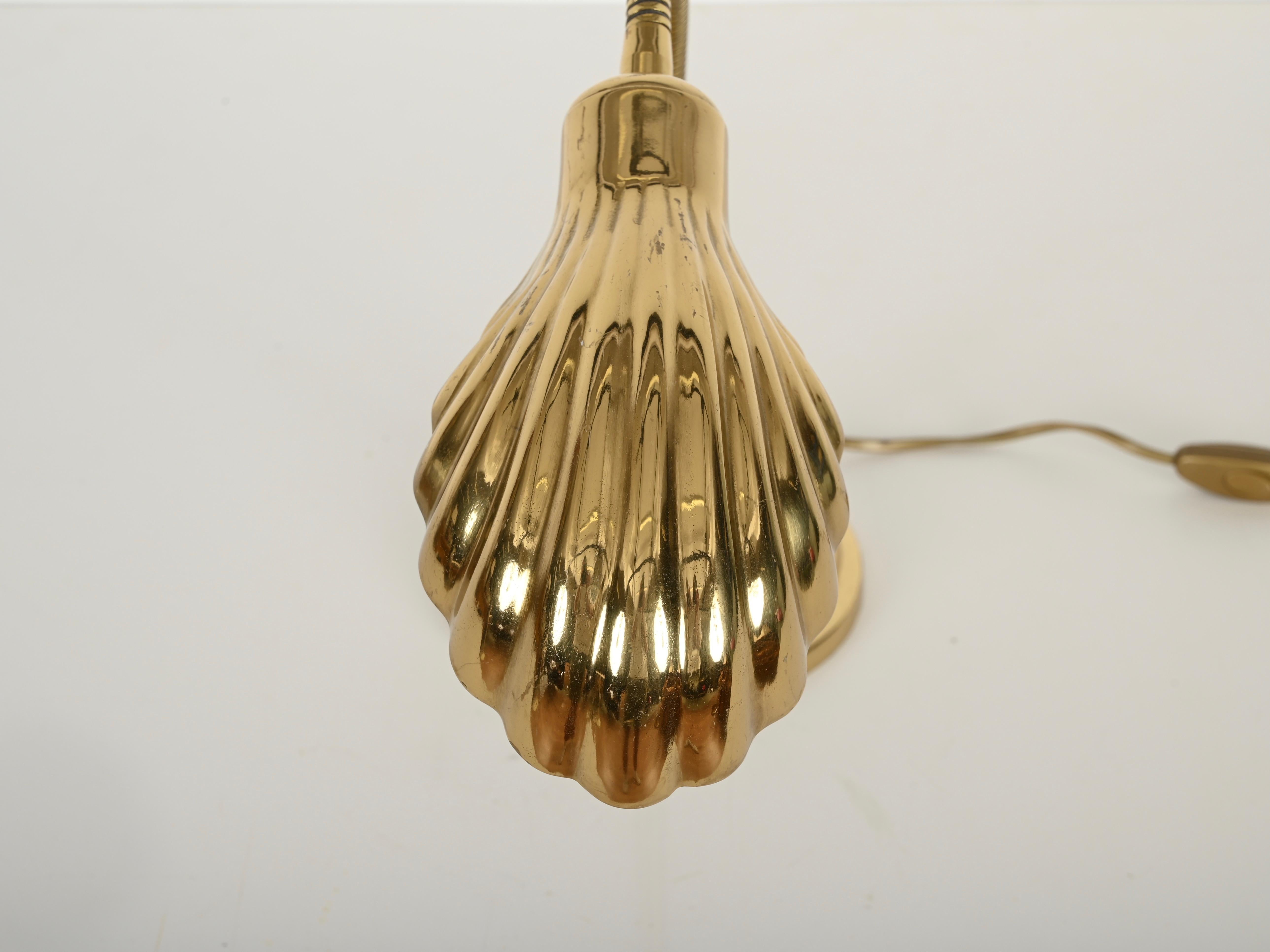 Tommaso Barbi Brass Shell Adjustable Table Lamp, Italy 1970s For Sale 9