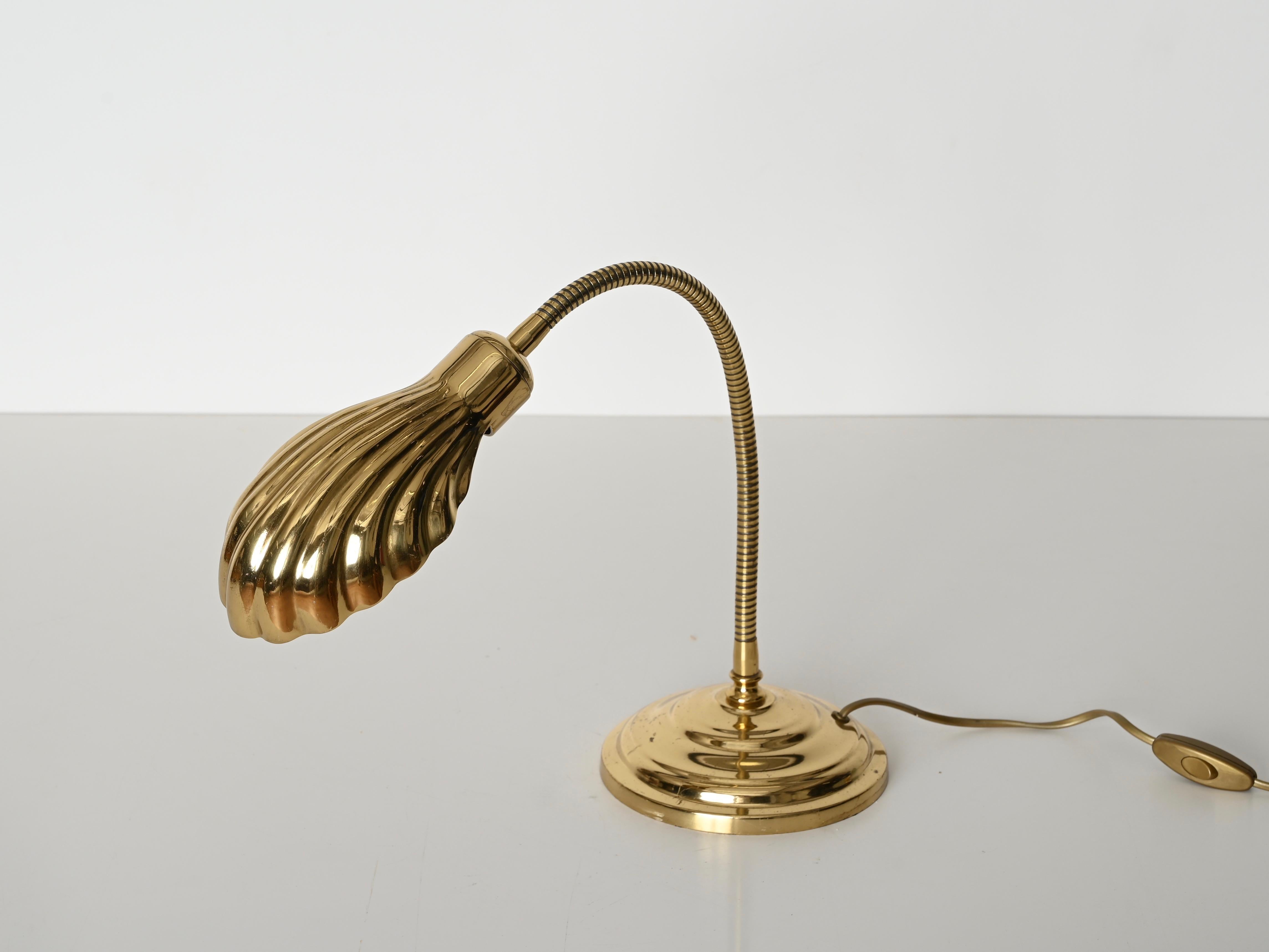 Tommaso Barbi Brass Shell Adjustable Table Lamp, Italy 1970s For Sale 12