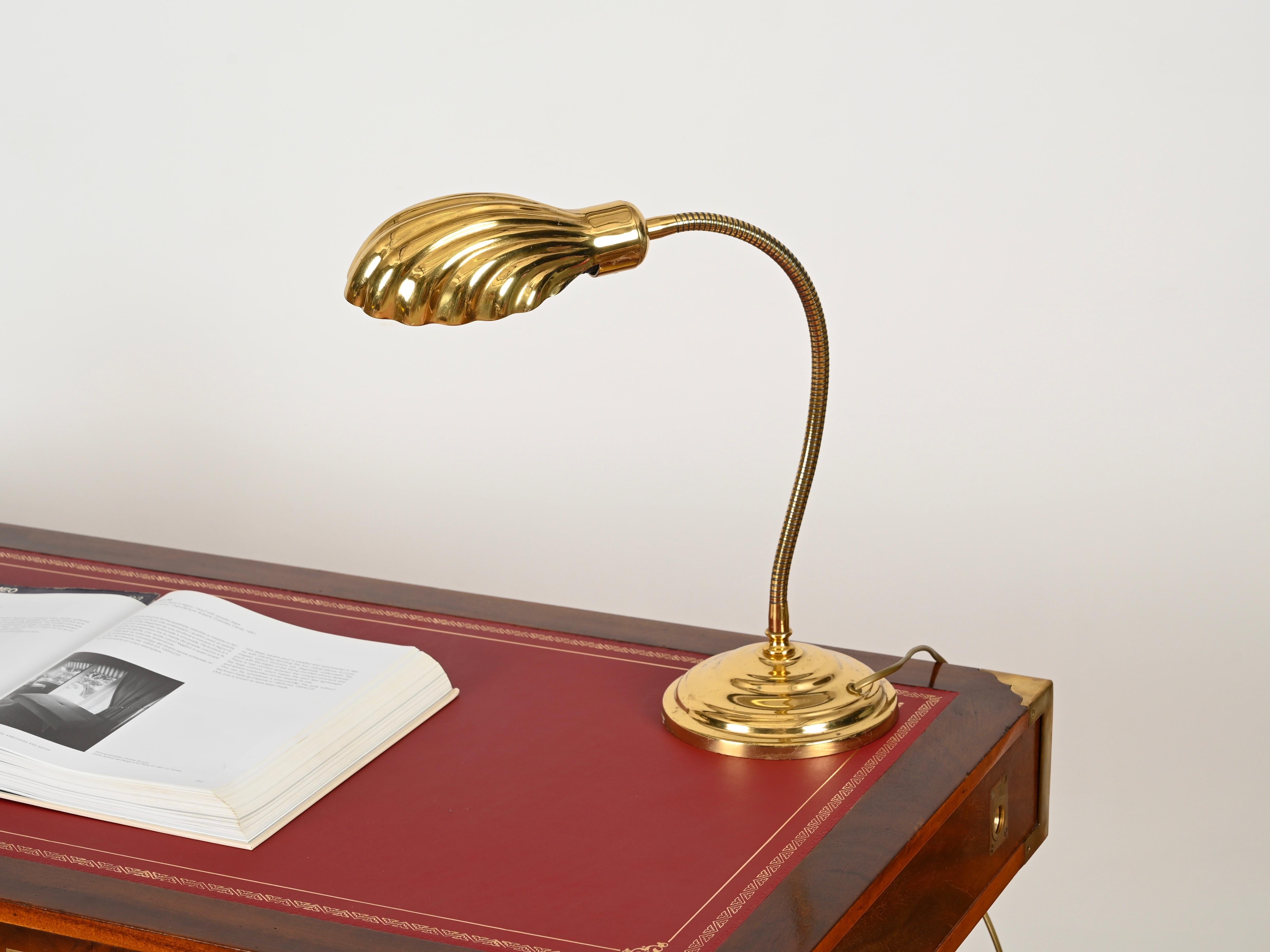 Mid-Century Modern Tommaso Barbi Brass Shell Adjustable Table Lamp, Italy 1970s For Sale
