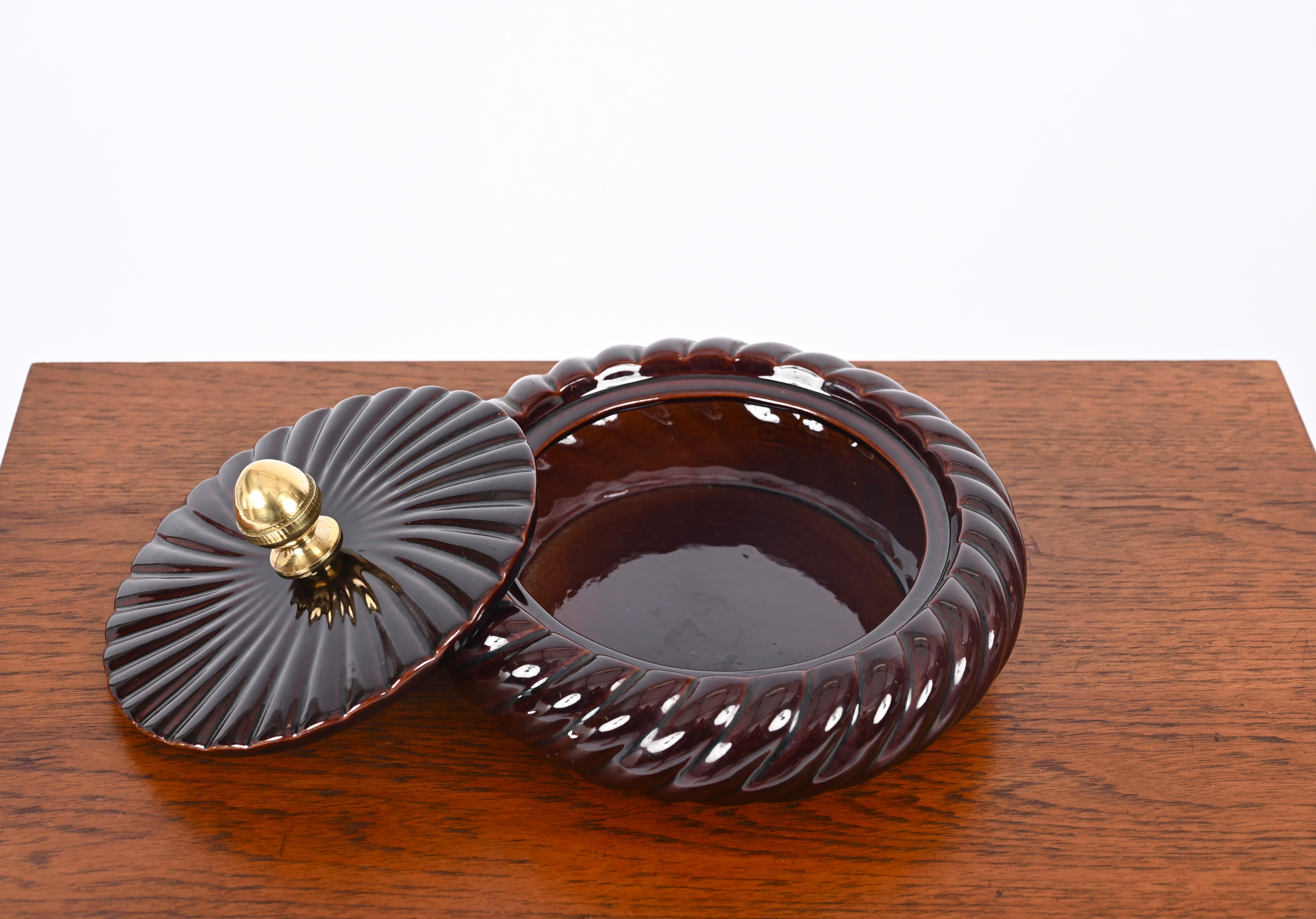 Tommaso Barbi Brown Ceramic and Brass Decorative Box or Centerpiece, Italy 1970s In Good Condition For Sale In Roma, IT