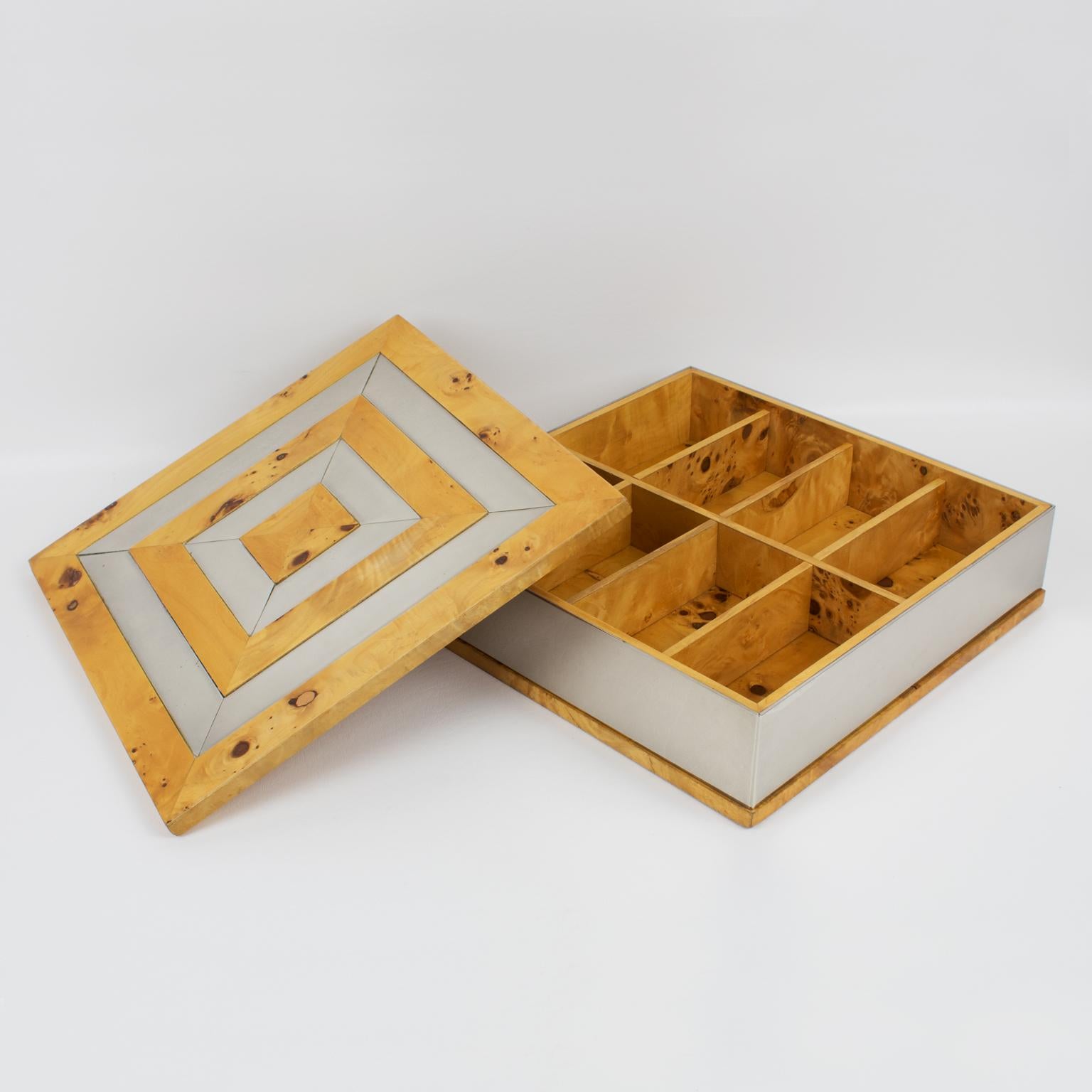Caja modernista de madera y cromo Tommaso Barbi, hacia 1960 en Bueno estado para la venta en Atlanta, GA