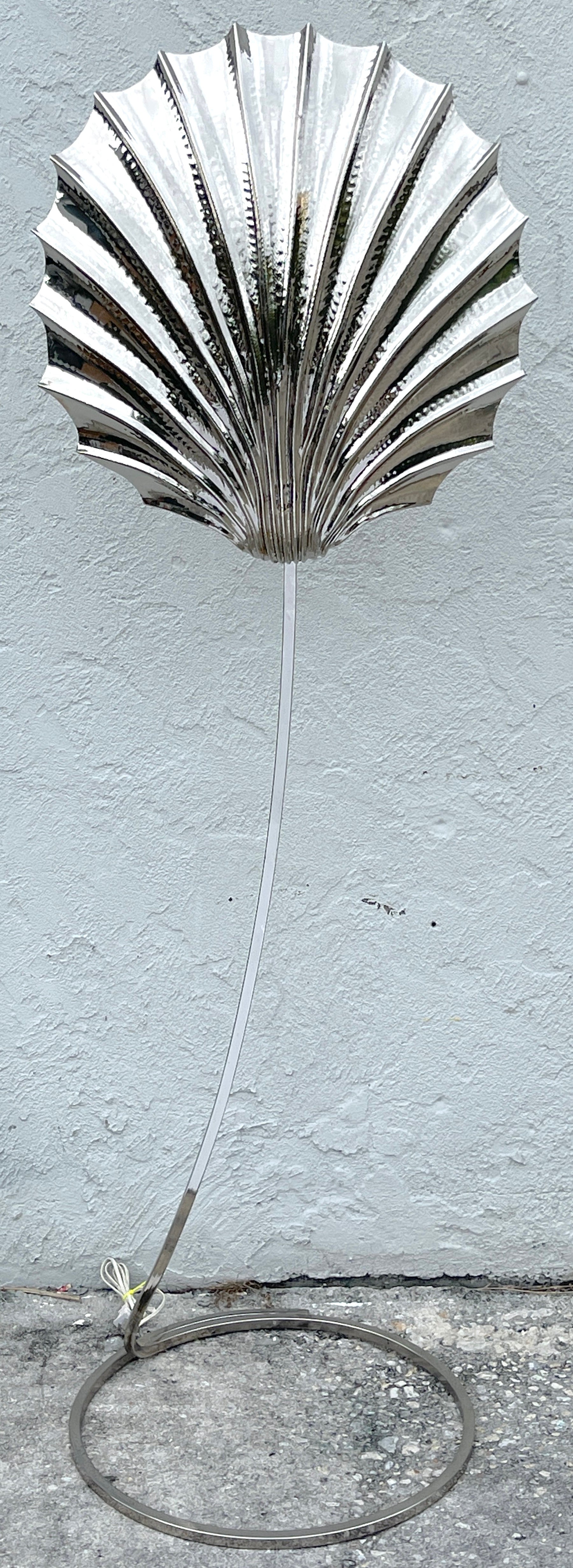 Tommaso Barbi 'Conchiglia' (Shell)  Floor Lamp, c. 1970
(Italian, 20th Century) Bottega Gadda, Italy

An uncommon masterwork from the Italian designer Tommaso Barbi, the 'Conchiglia' (Shell) Floor Lamp, crafted circa 1970 by Bottega Gadda.  This