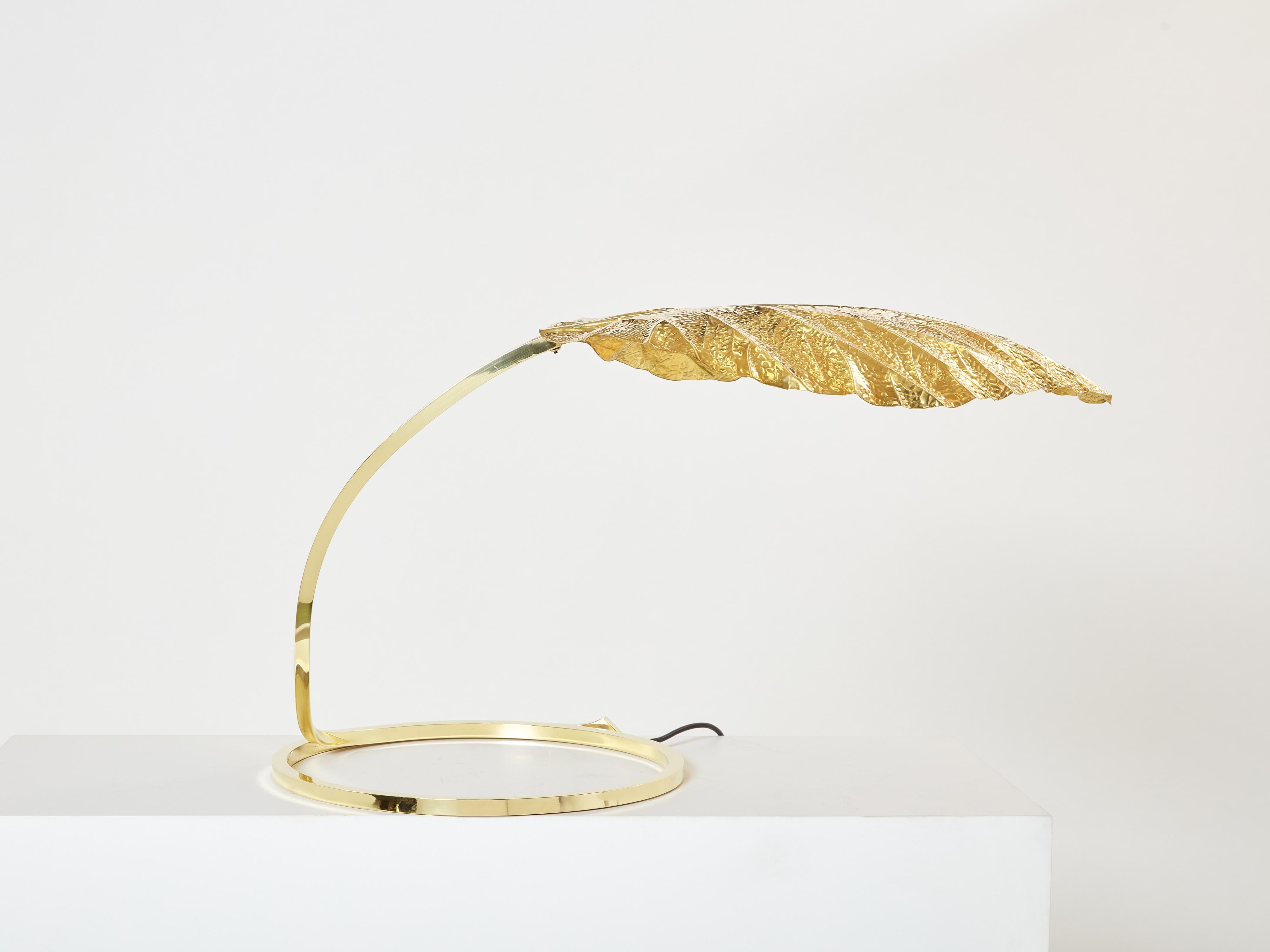 Tommaso Barbi for Bottega Gadda Rhubarb Brass Table Lamp, 1970s In Good Condition For Sale In Paris, IDF