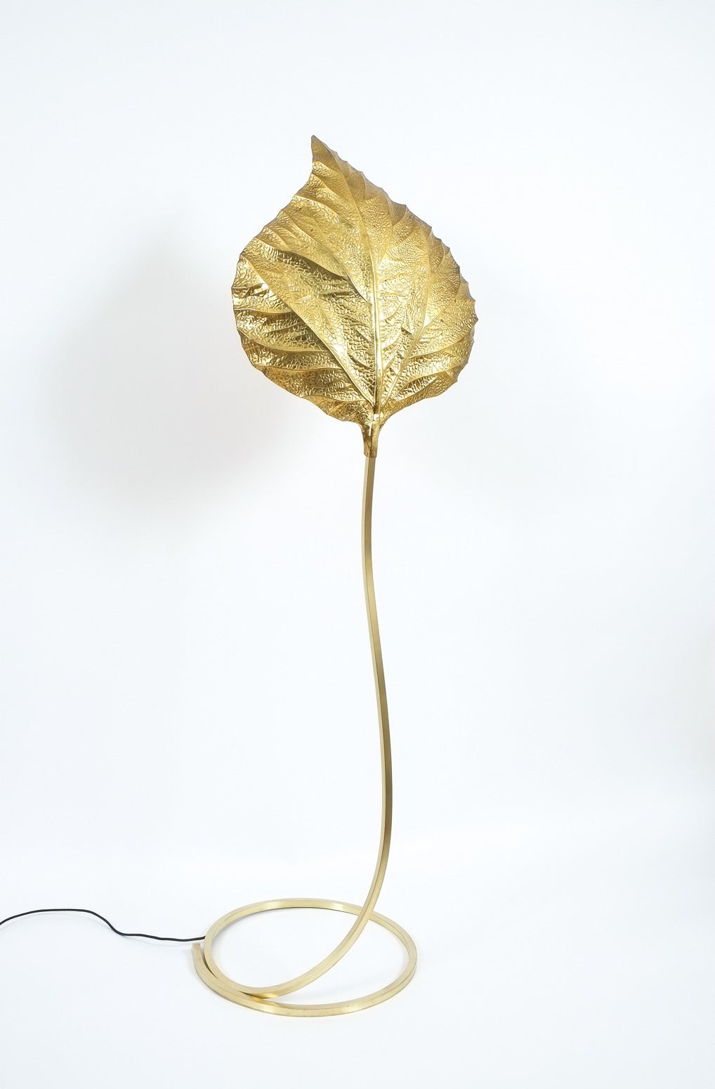 Hollywood Regency Tommaso Barbi Giant Leaf Brass Floor Lamp Foglia