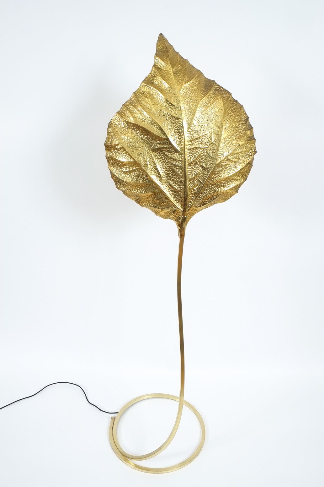 Italian Tommaso Barbi Giant Leaf Brass Floor Lamp Foglia