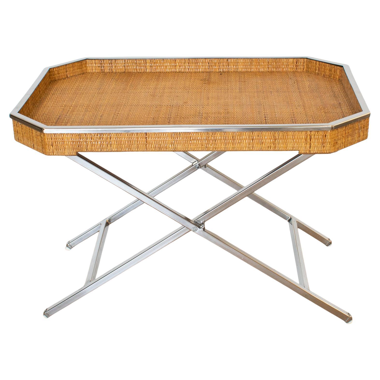 Tommaso Barbi Italy Folding Tray Table in Wicker and Chrome, circa 1970 in vendita