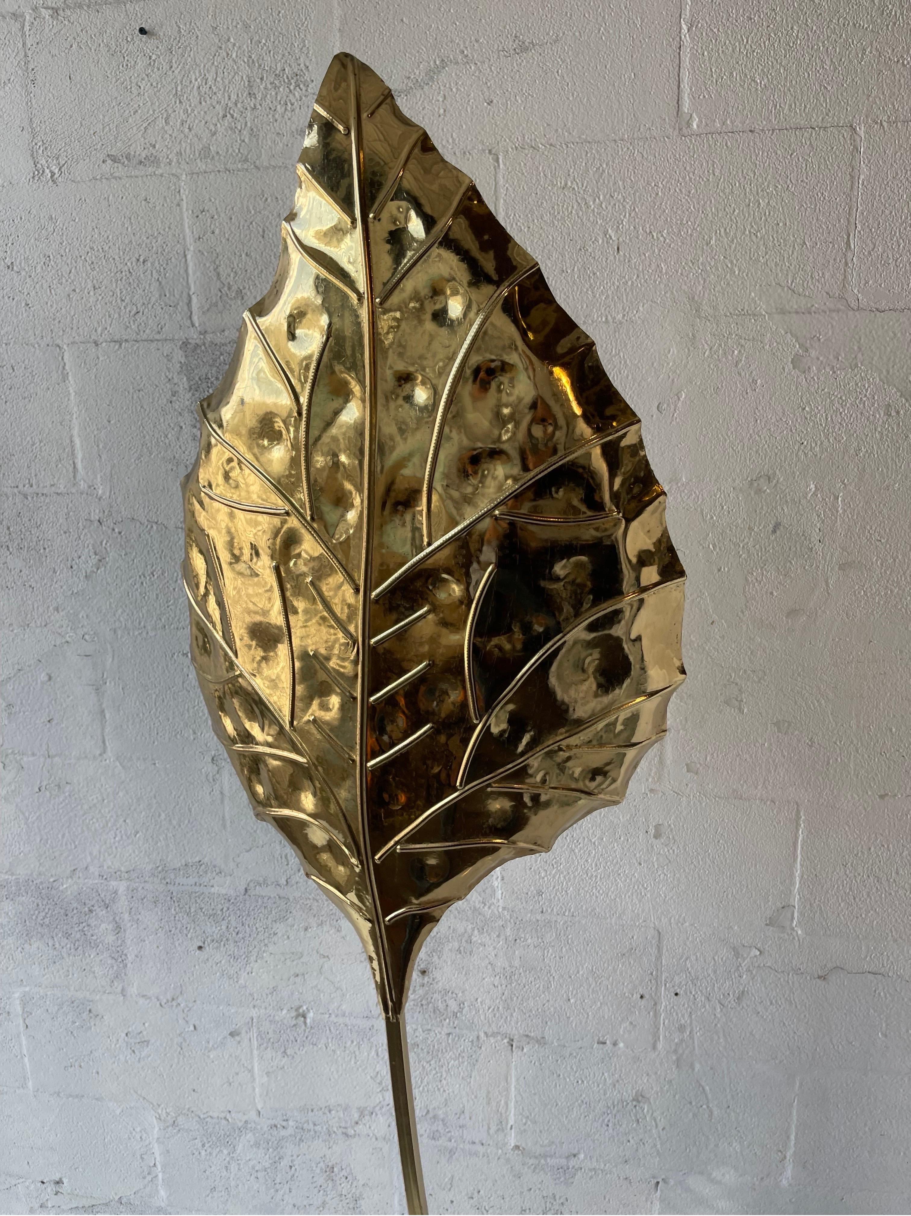 Mid-Century Modern Tommaso Barbi Leaf Brass Italian Brass Floor Lamp For Sale